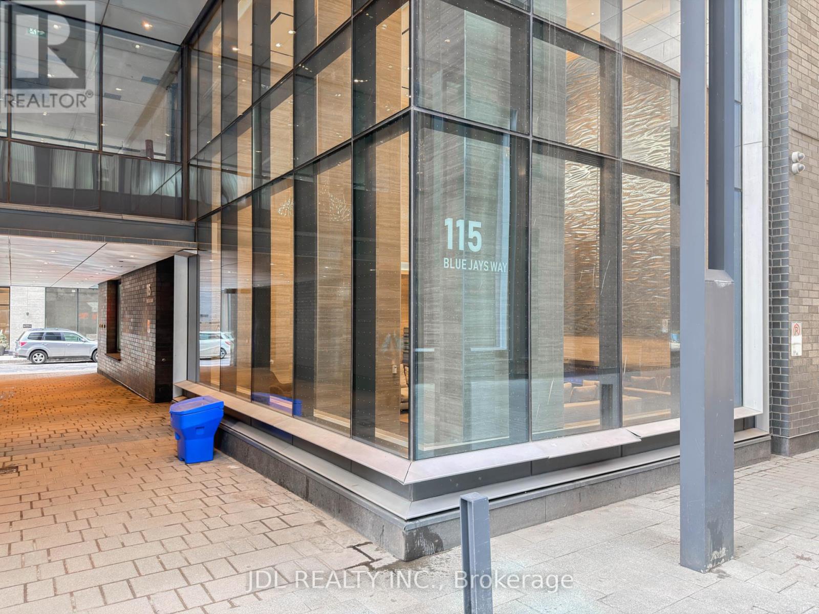 1602 - 115 Blue Jays Way, Toronto, Ontario  M5V 0N4 - Photo 2 - C12927144