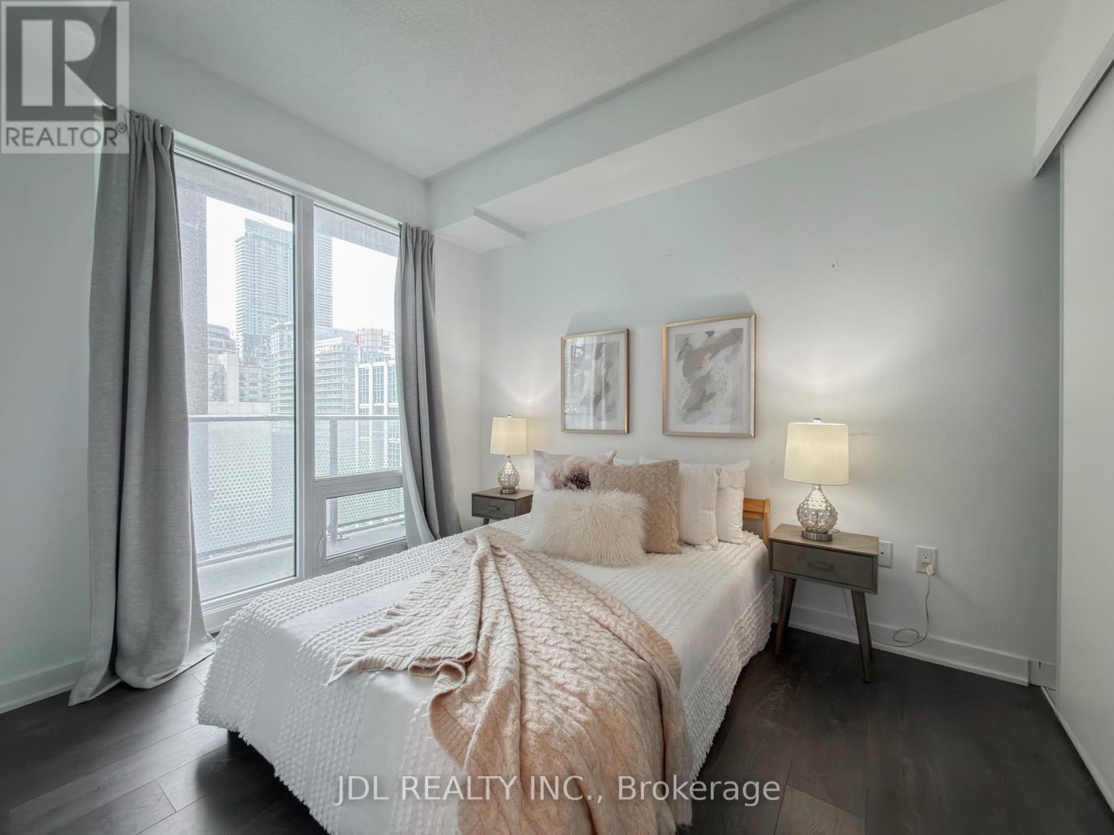 1602 - 115 Blue Jays Way, Toronto, Ontario  M5V 0N4 - Photo 28 - C12927144