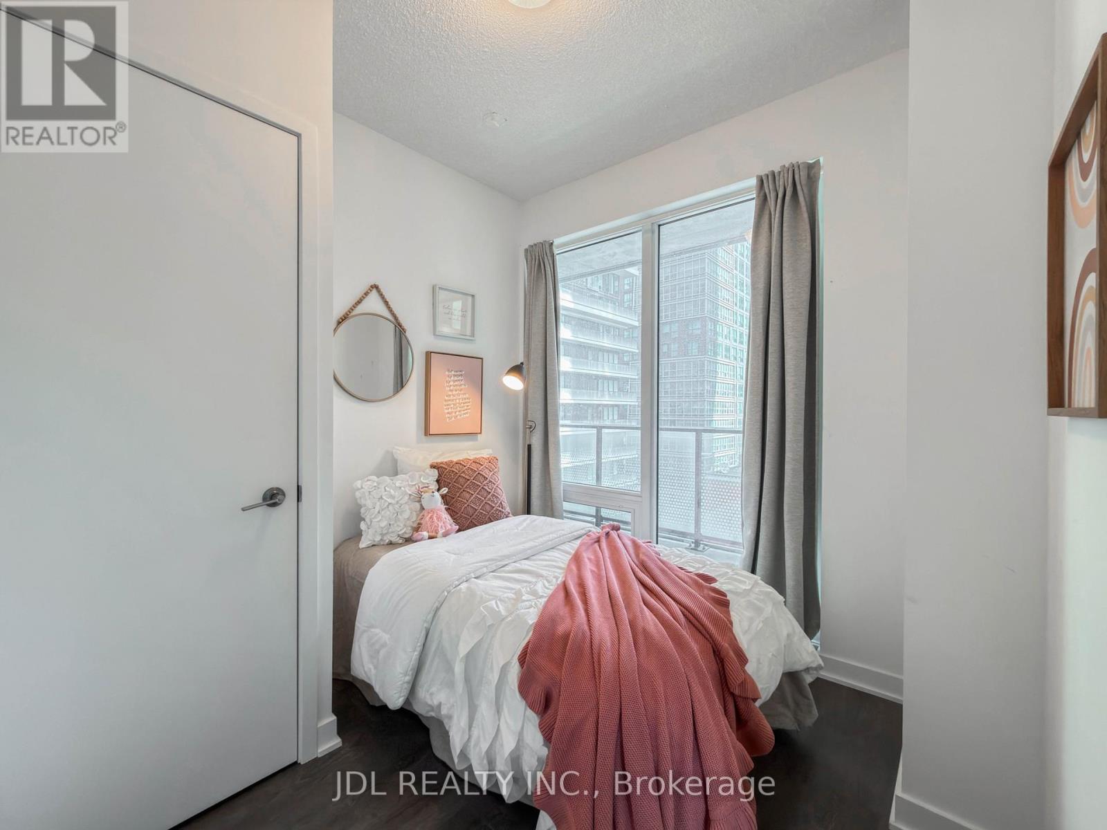1602 - 115 Blue Jays Way, Toronto, Ontario  M5V 0N4 - Photo 29 - C12927144