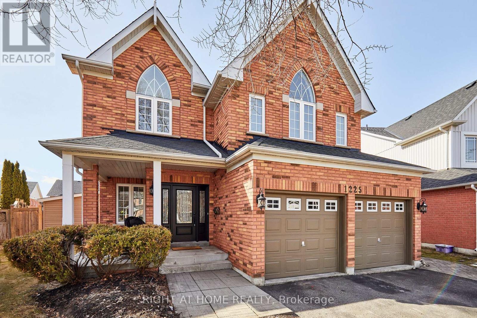 1225 Leacock Court, Oshawa, Ontario  L1K 2R3 - Photo 3 - E12927148