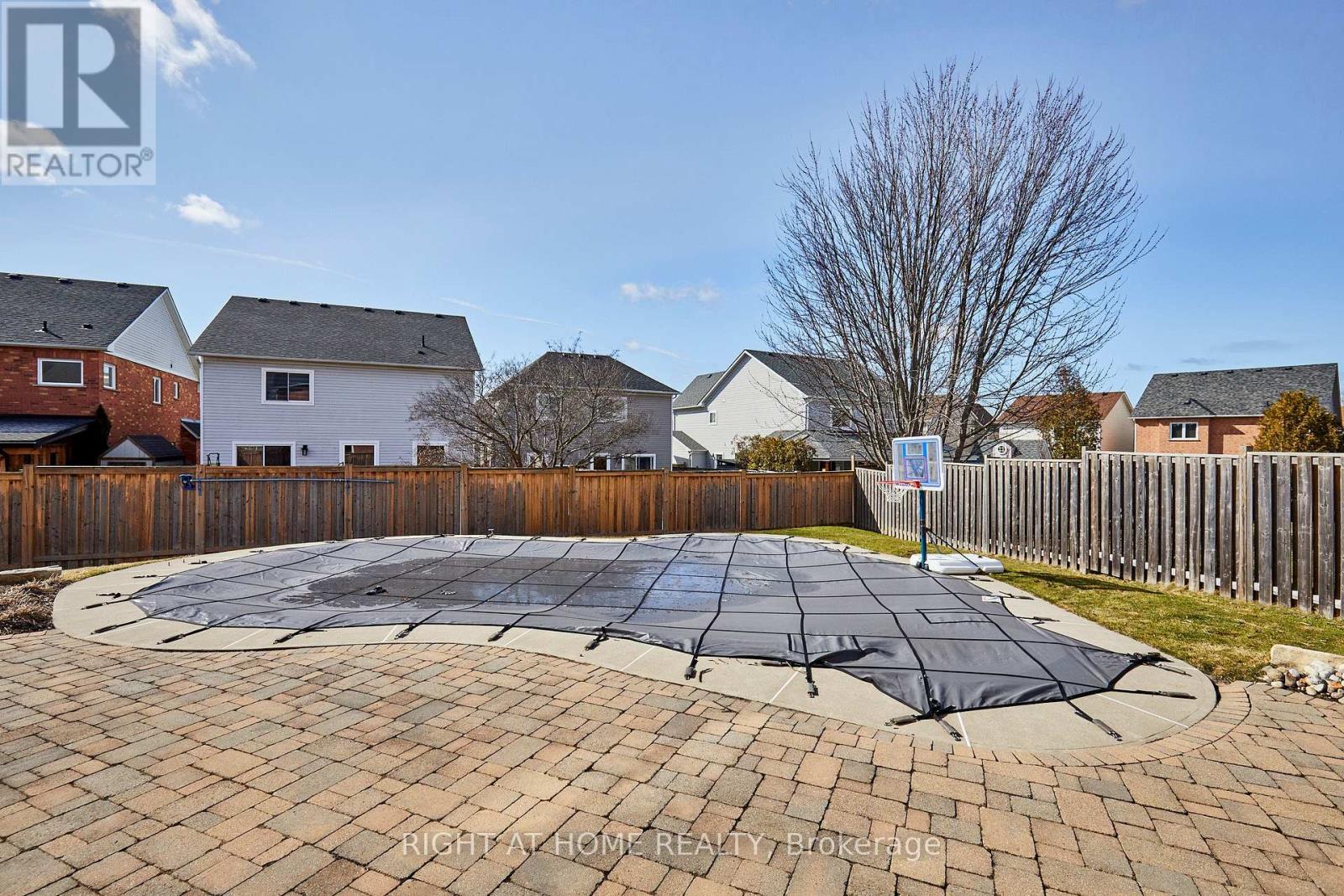 1225 Leacock Court, Oshawa, Ontario  L1K 2R3 - Photo 43 - E12927148