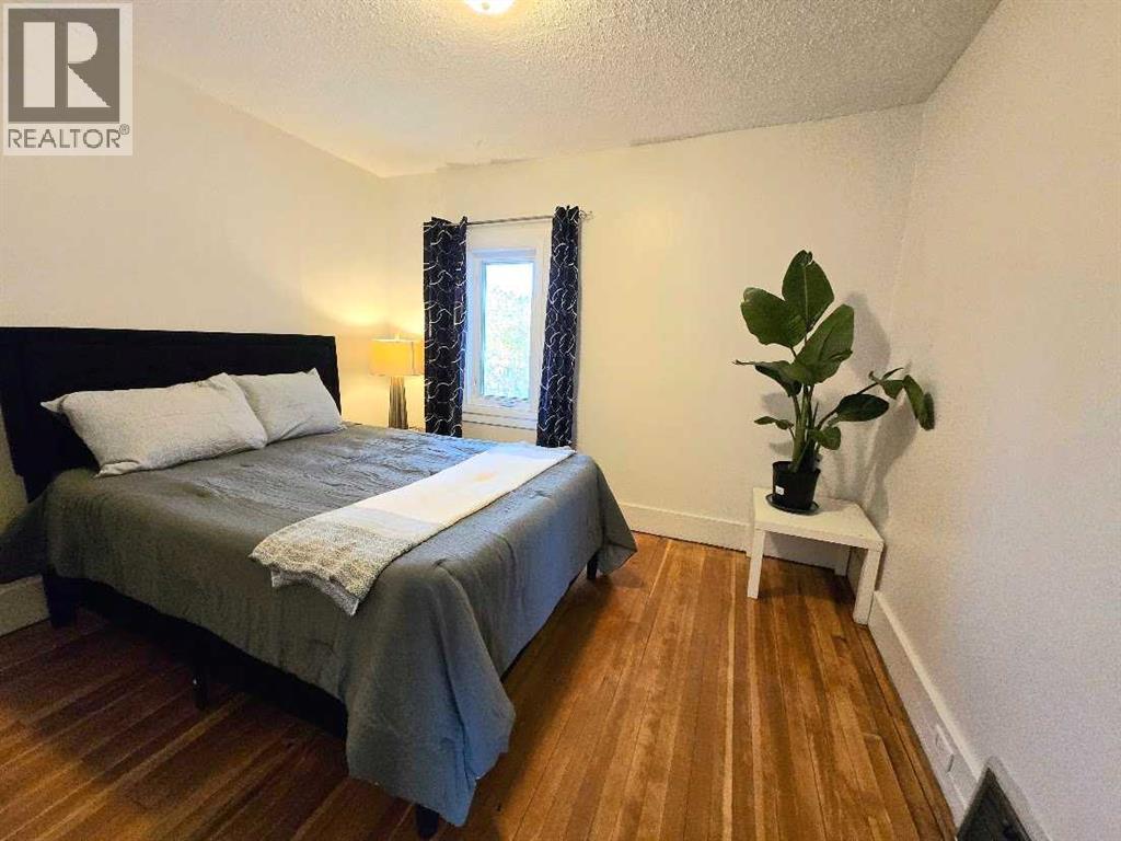 5308 49 Avenue, Camrose, Alberta  T4V 0N5 - Photo 16 - A2266371