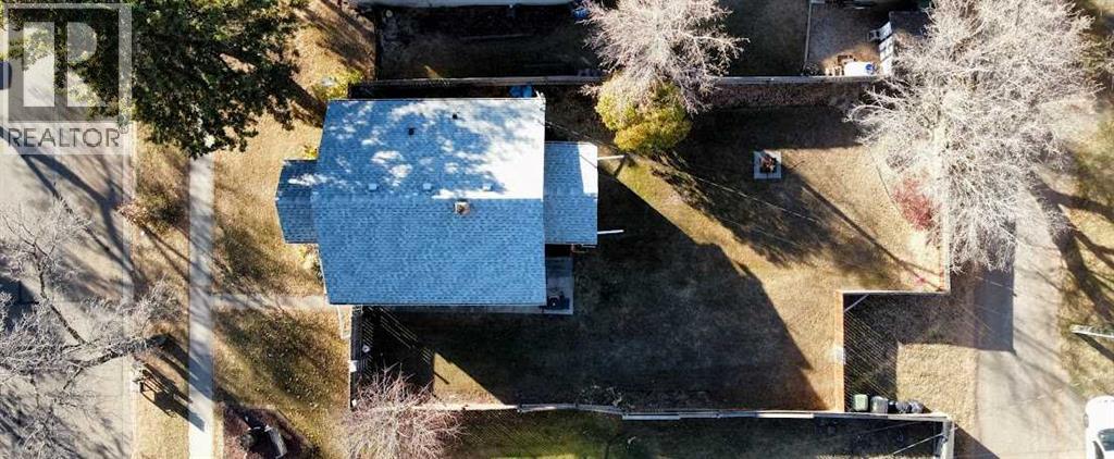 5308 49 Avenue, Camrose, Alberta  T4V 0N5 - Photo 3 - A2266371