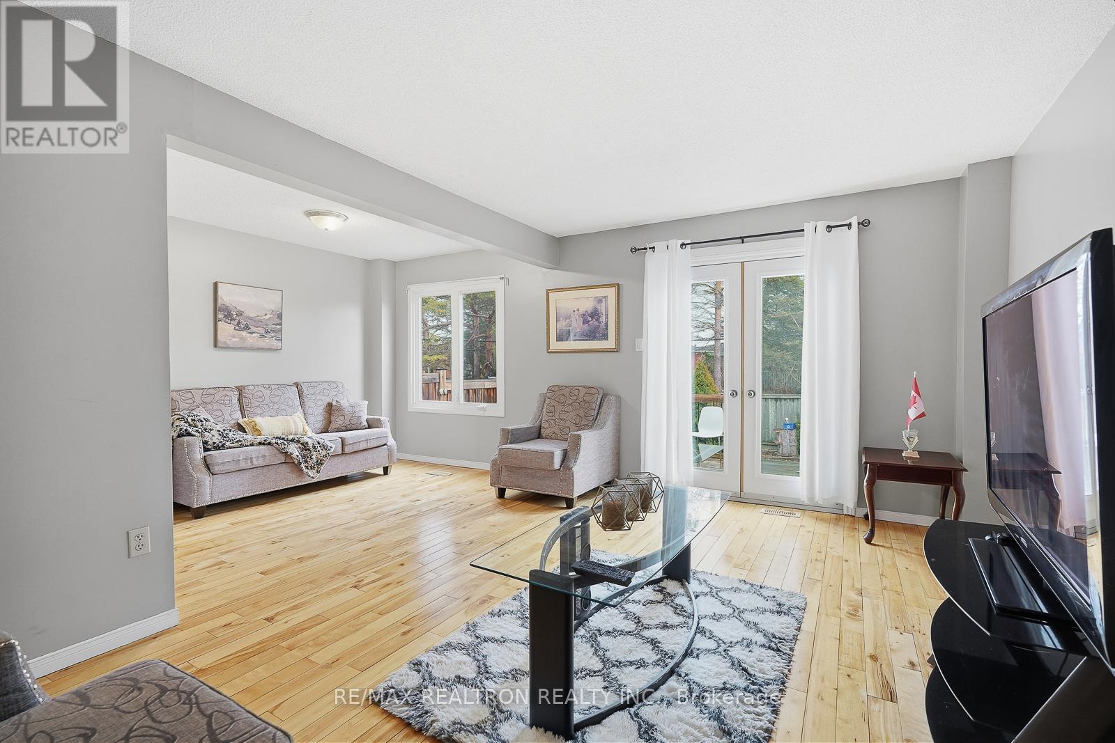 129 Heydon Avenue, New Tecumseth, Ontario L9R 1N6 - Photo 15 - N12927152