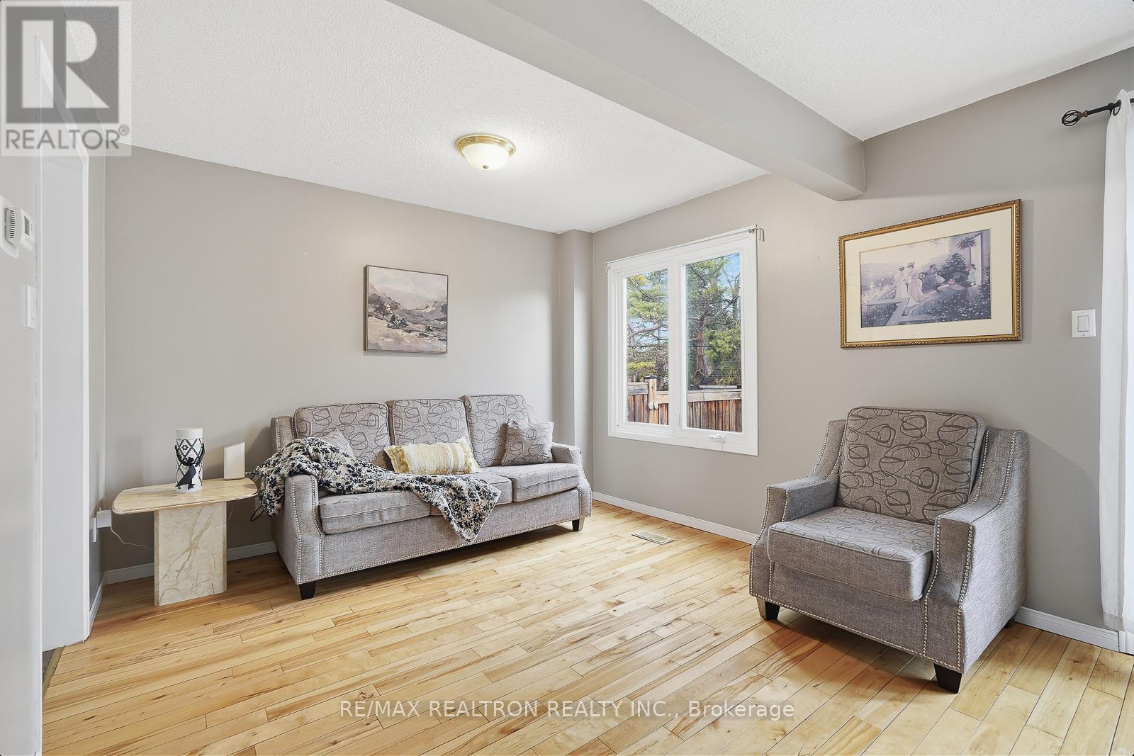 129 Heydon Avenue, New Tecumseth, Ontario L9R 1N6 - Photo 17 - N12927152