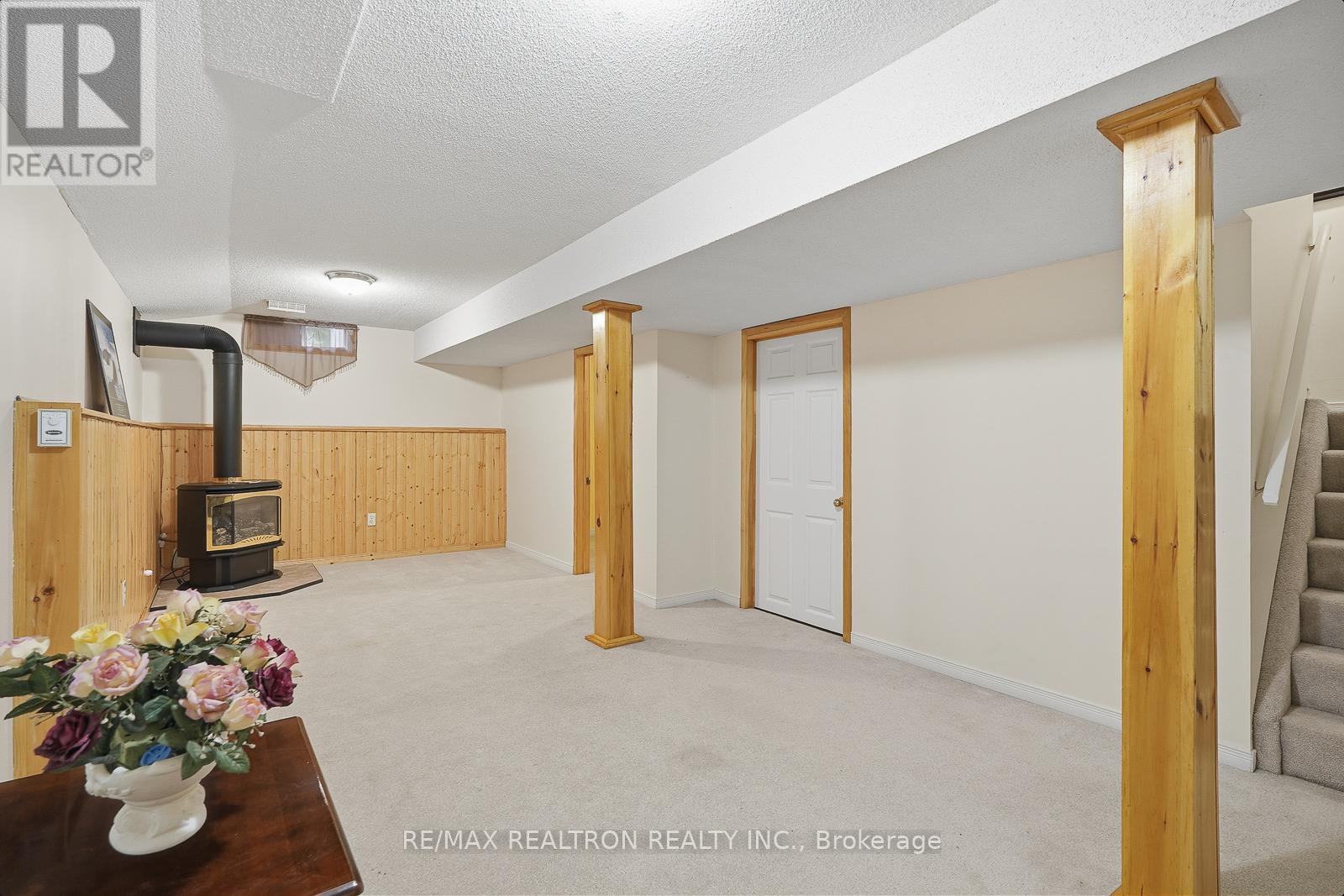 129 Heydon Avenue, New Tecumseth, Ontario L9R 1N6 - Photo 32 - N12927152