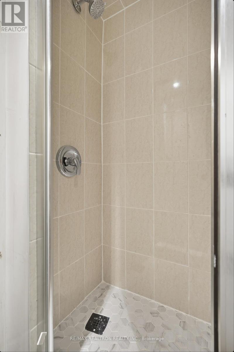 129 Heydon Avenue, New Tecumseth, Ontario L9R 1N6 - Photo 36 - N12927152