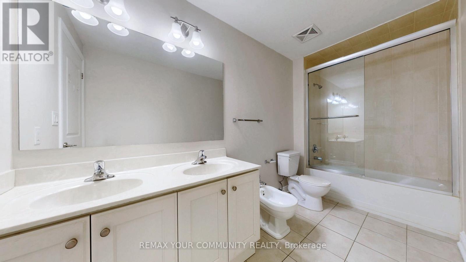 520 - 281 Woodbridge Avenue, Vaughan, Ontario  L4L 0C6 - Photo 16 - N12927156