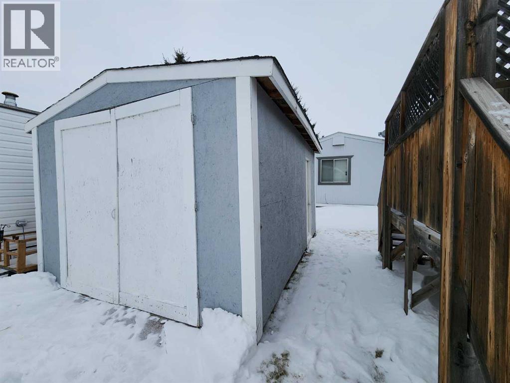 2 East Loop, Joffre, Alberta  T4L 2N2 - Photo 9 - A2289003