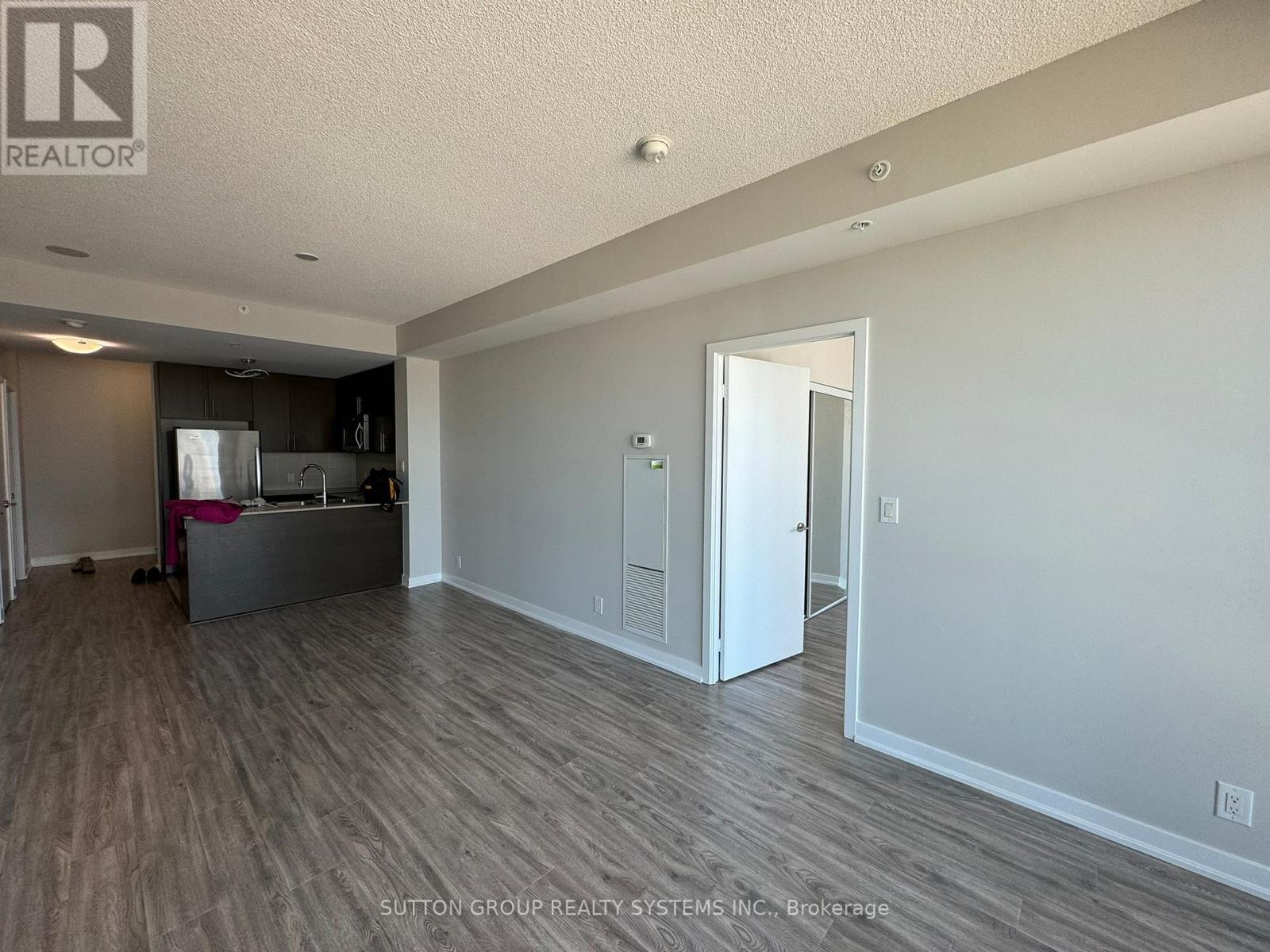 1912 - 3985 Grand Park Drive, Mississauga, Ontario  L5B 0H8 - Photo 2 - W12927136