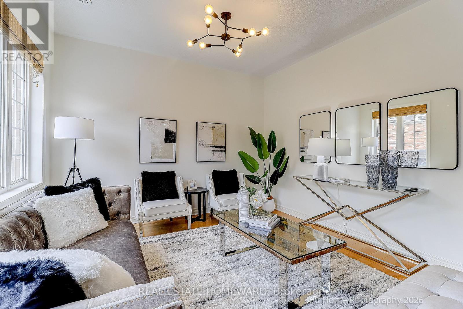 12 Carnahan Terrace, Toronto, Ontario  M4E 0B2 - Photo 9 - E12912878