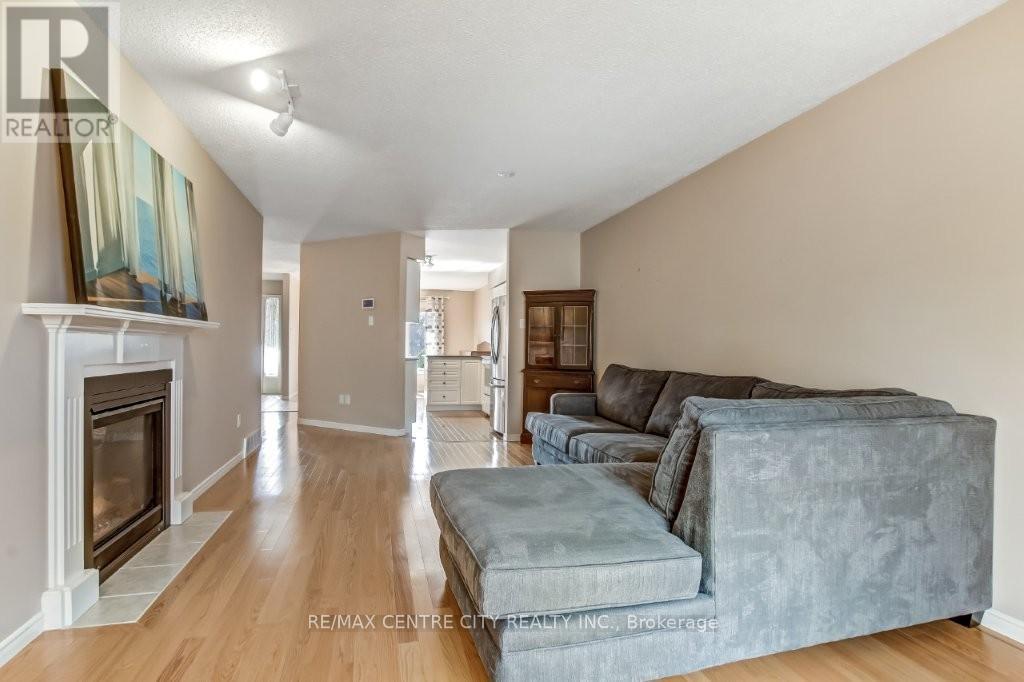 46 - 99 Edgevalley Road, London East, Ontario  N5Y 5N1 - Photo 10 - X12927160