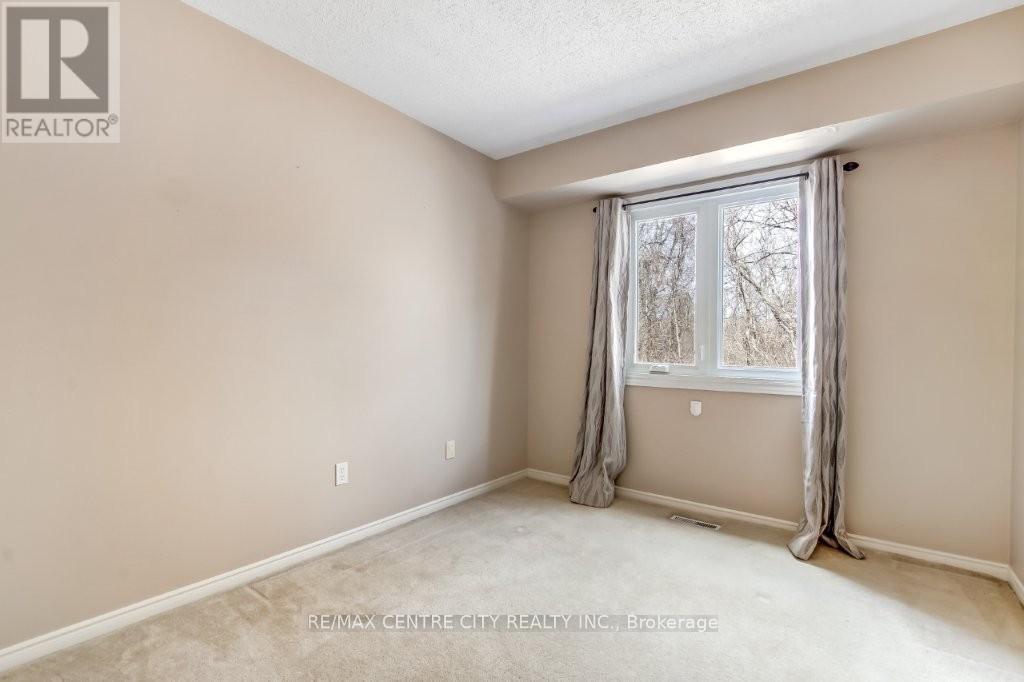 46 - 99 Edgevalley Road, London East, Ontario  N5Y 5N1 - Photo 17 - X12927160