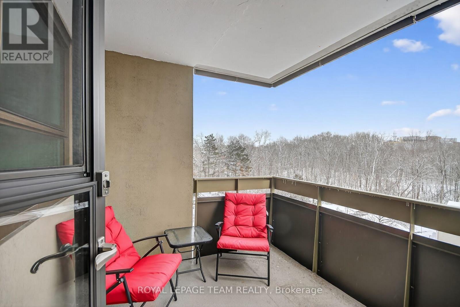 606 - 555 Brittany Drive, Ottawa, Ontario  K1K 4C5 - Photo 11 - X12927222