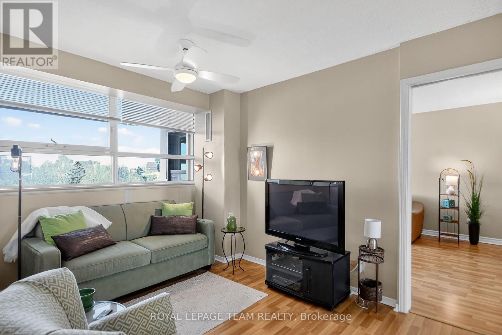 606 - 555 Brittany Drive, Ottawa, Ontario  K1K 4C5 - Photo 23 - X12927222