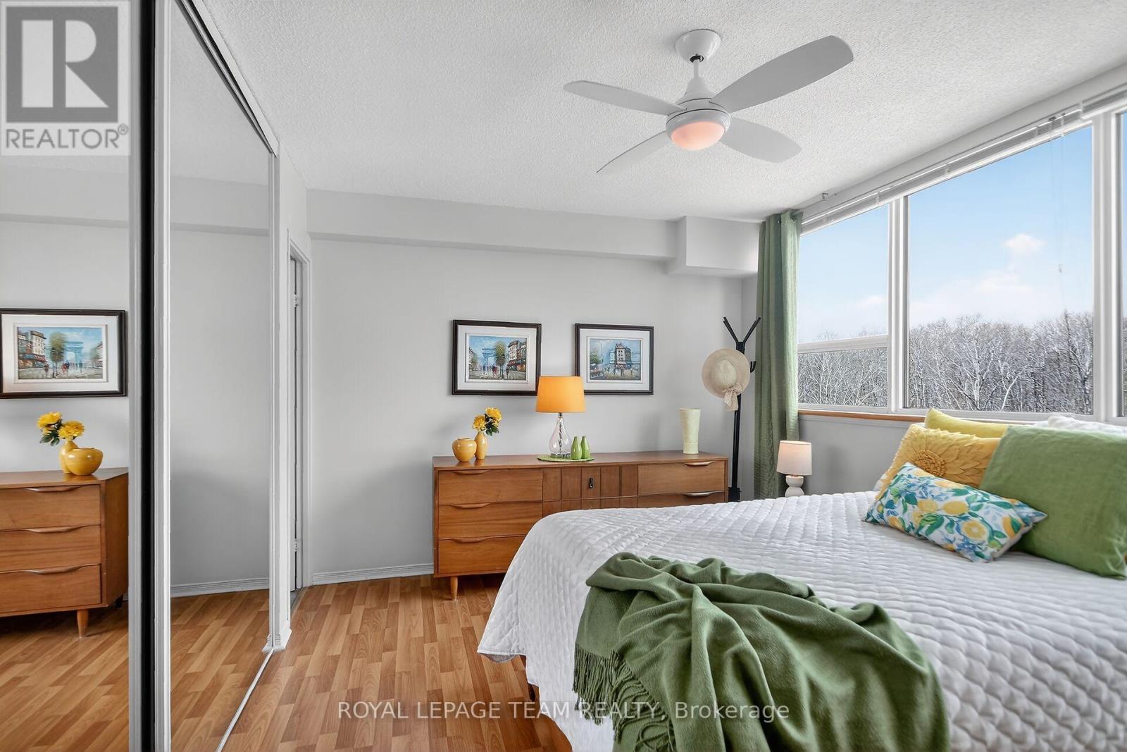 606 - 555 Brittany Drive, Ottawa, Ontario  K1K 4C5 - Photo 24 - X12927222