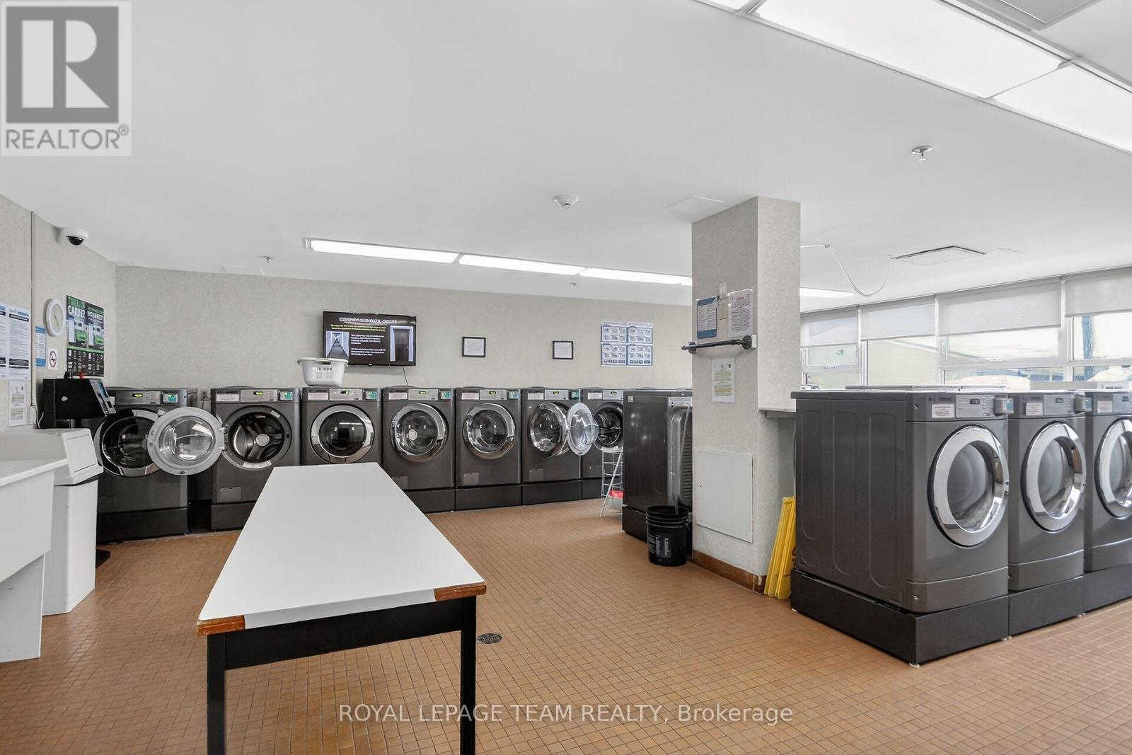 606 - 555 Brittany Drive, Ottawa, Ontario  K1K 4C5 - Photo 29 - X12927222