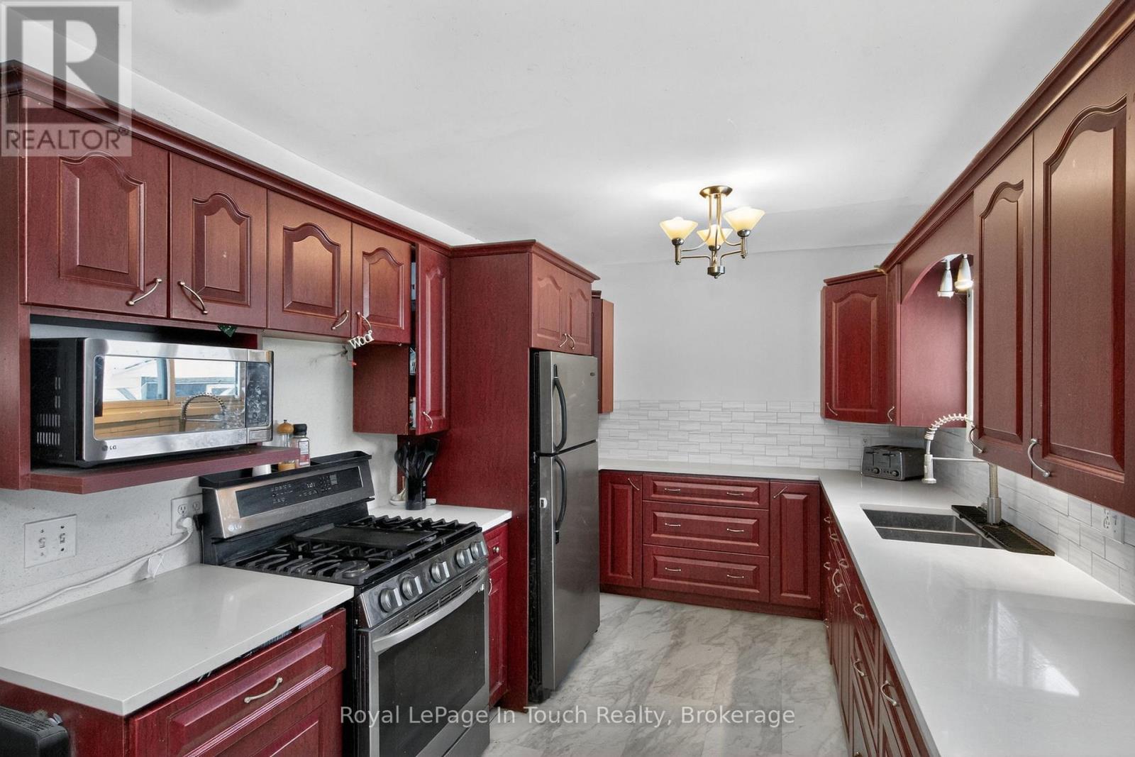 167 Timcourt Drive, Tiny, Ontario  L9M 0B9 - Photo 3 - S12768156