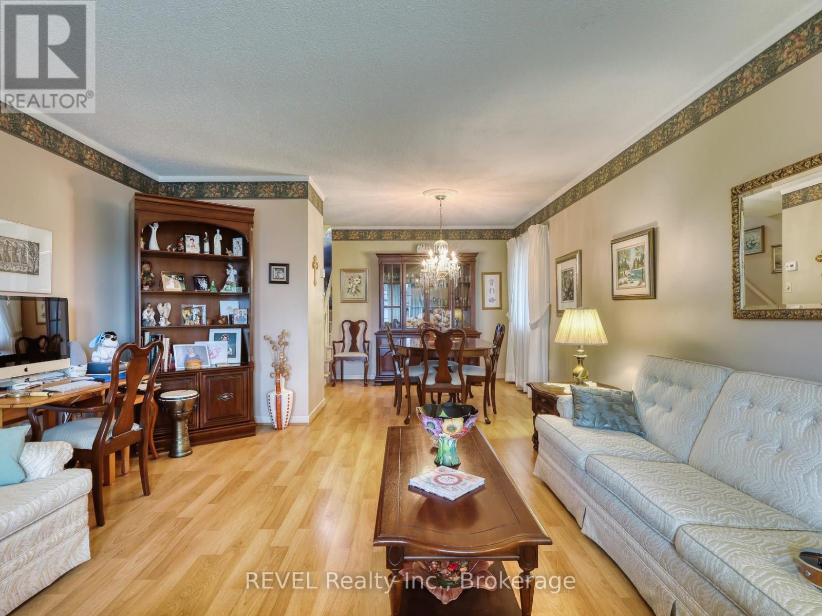 31 Cole Farm Boulevard, St. Catharines, Ontario  L2N 7E2 - Photo 10 - X12927188