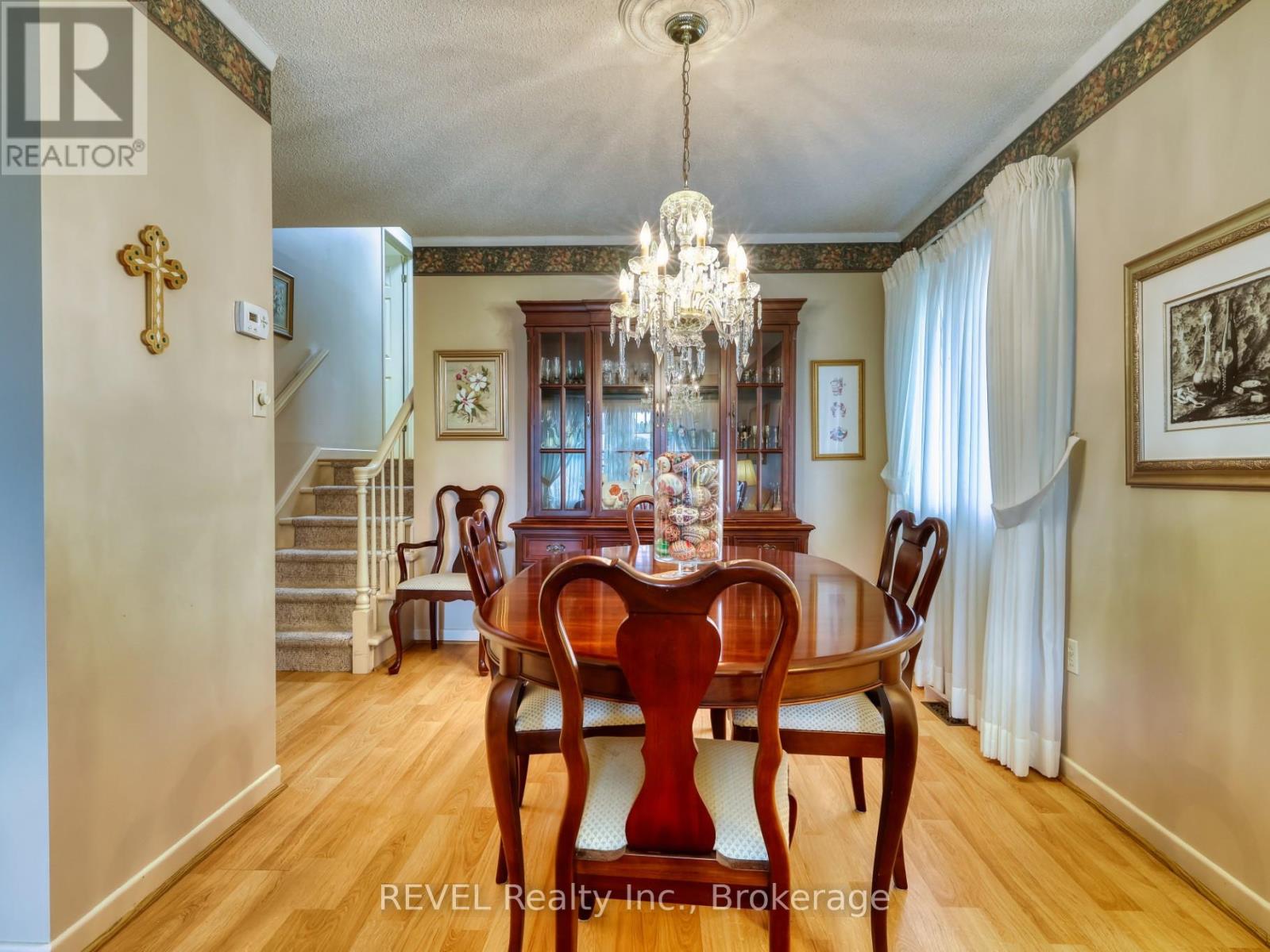 31 Cole Farm Boulevard, St. Catharines, Ontario  L2N 7E2 - Photo 15 - X12927188