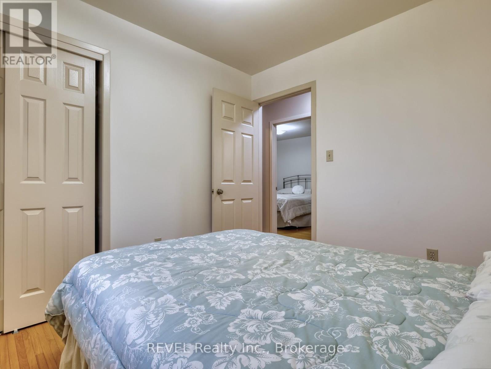 31 Cole Farm Boulevard, St. Catharines, Ontario  L2N 7E2 - Photo 36 - X12927188