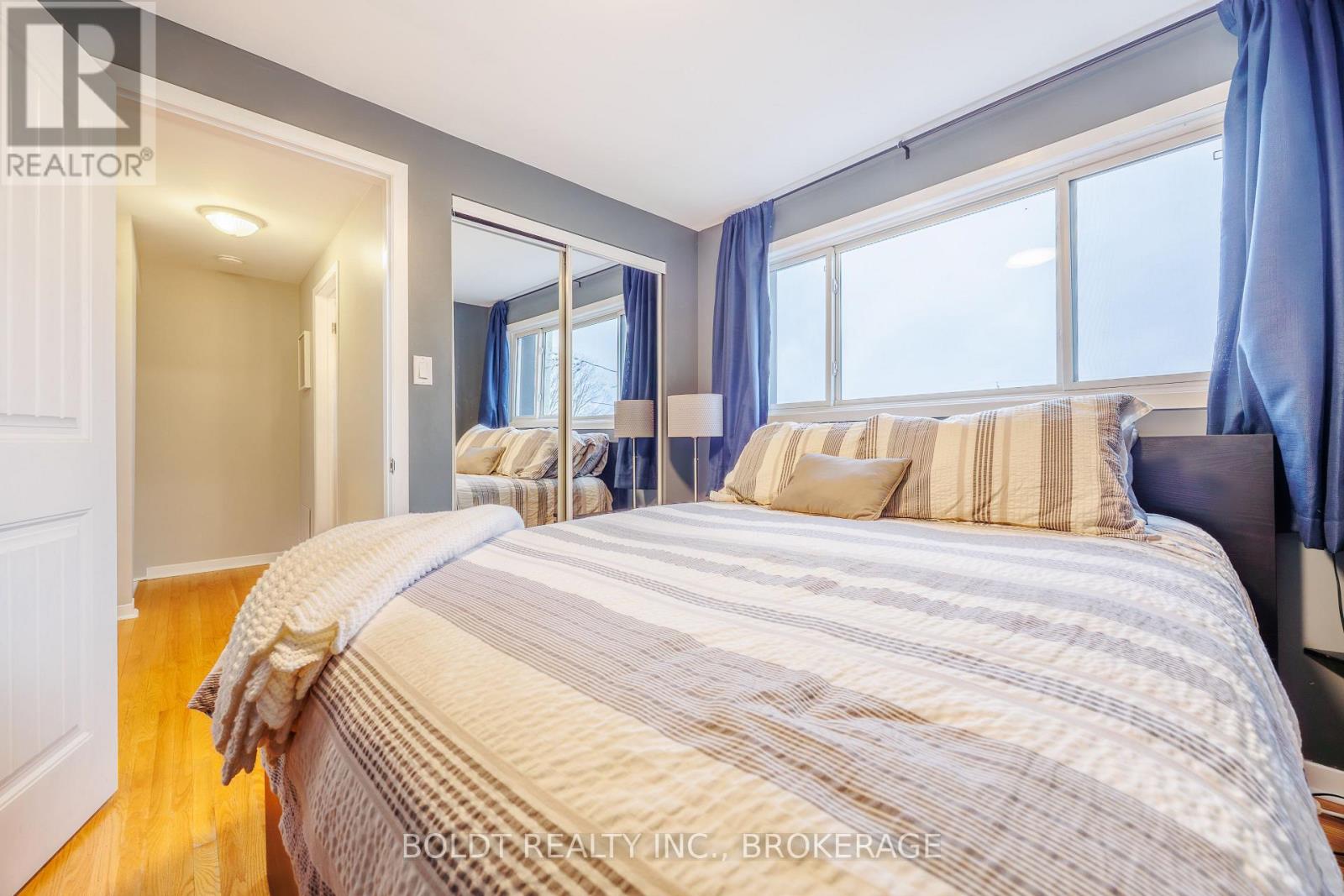 101 - 5 Woodlawn Court, Grimsby, Ontario  L3M 3T4 - Photo 12 - X12927204