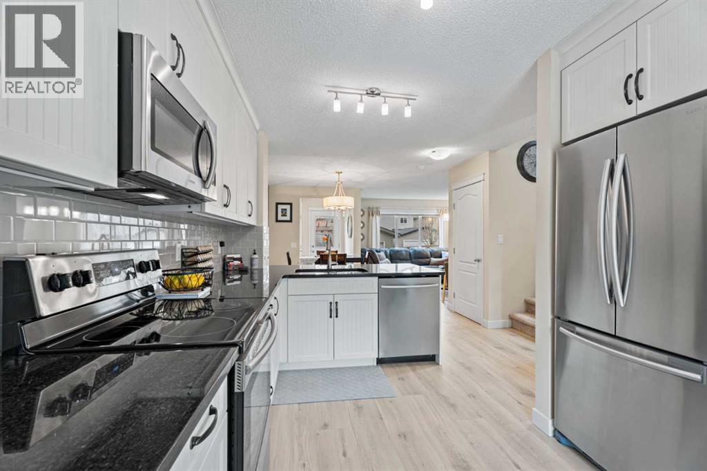 216 Copperpond Parade Se, Calgary, Alberta  T2Z 5B2 - Photo 6 - A2296365