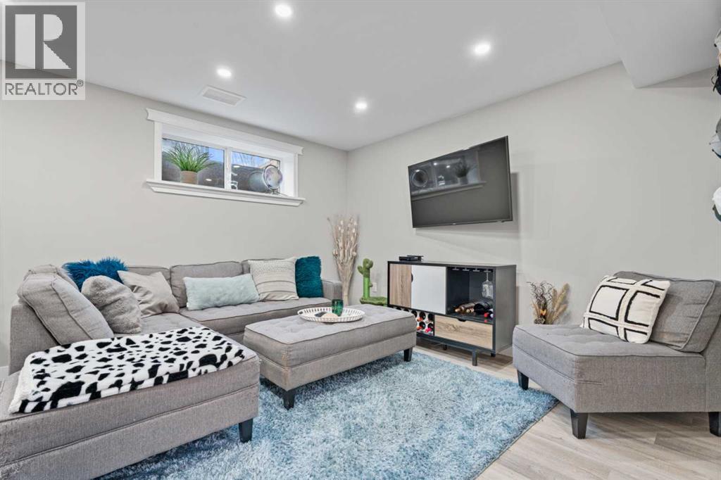 216 Copperpond Parade Se, Calgary, Alberta  T2Z 5B2 - Photo 31 - A2296365