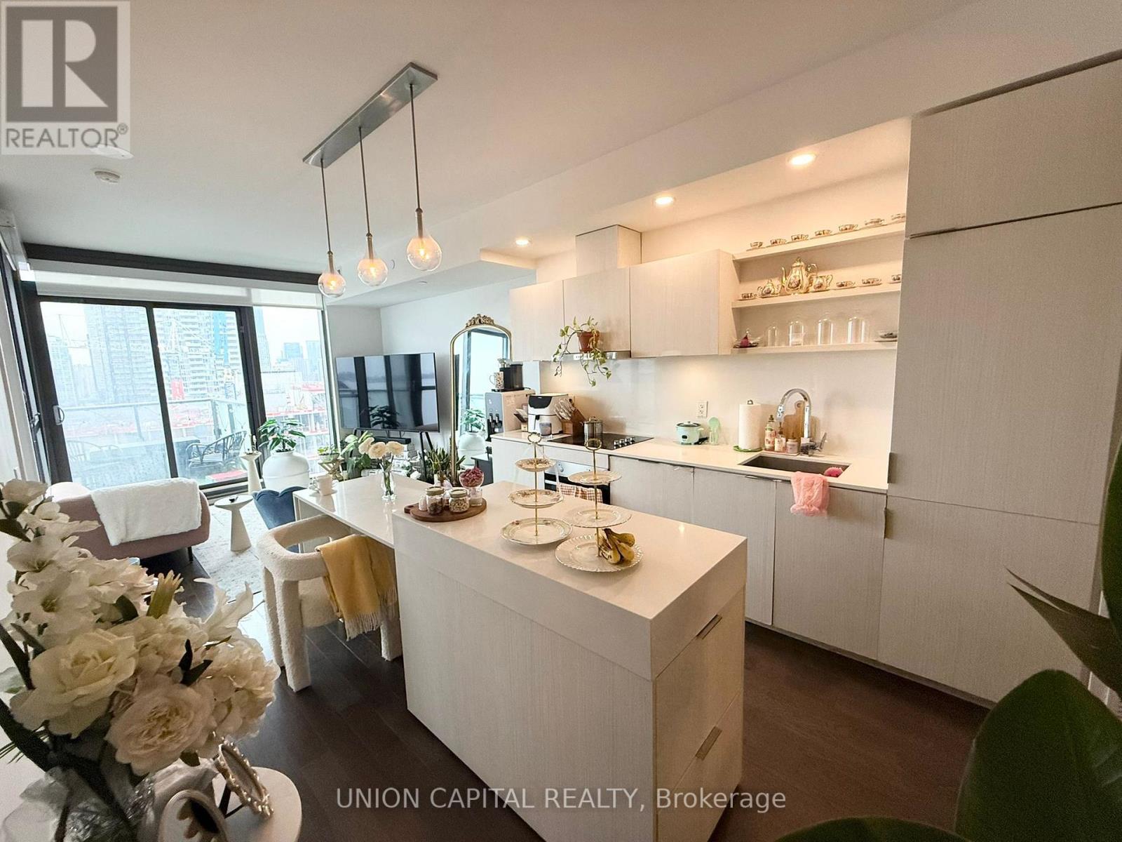 1601 - 16 Bonnycastle Street, Toronto, Ontario  M5A 0C9 - Photo 11 - C12927168