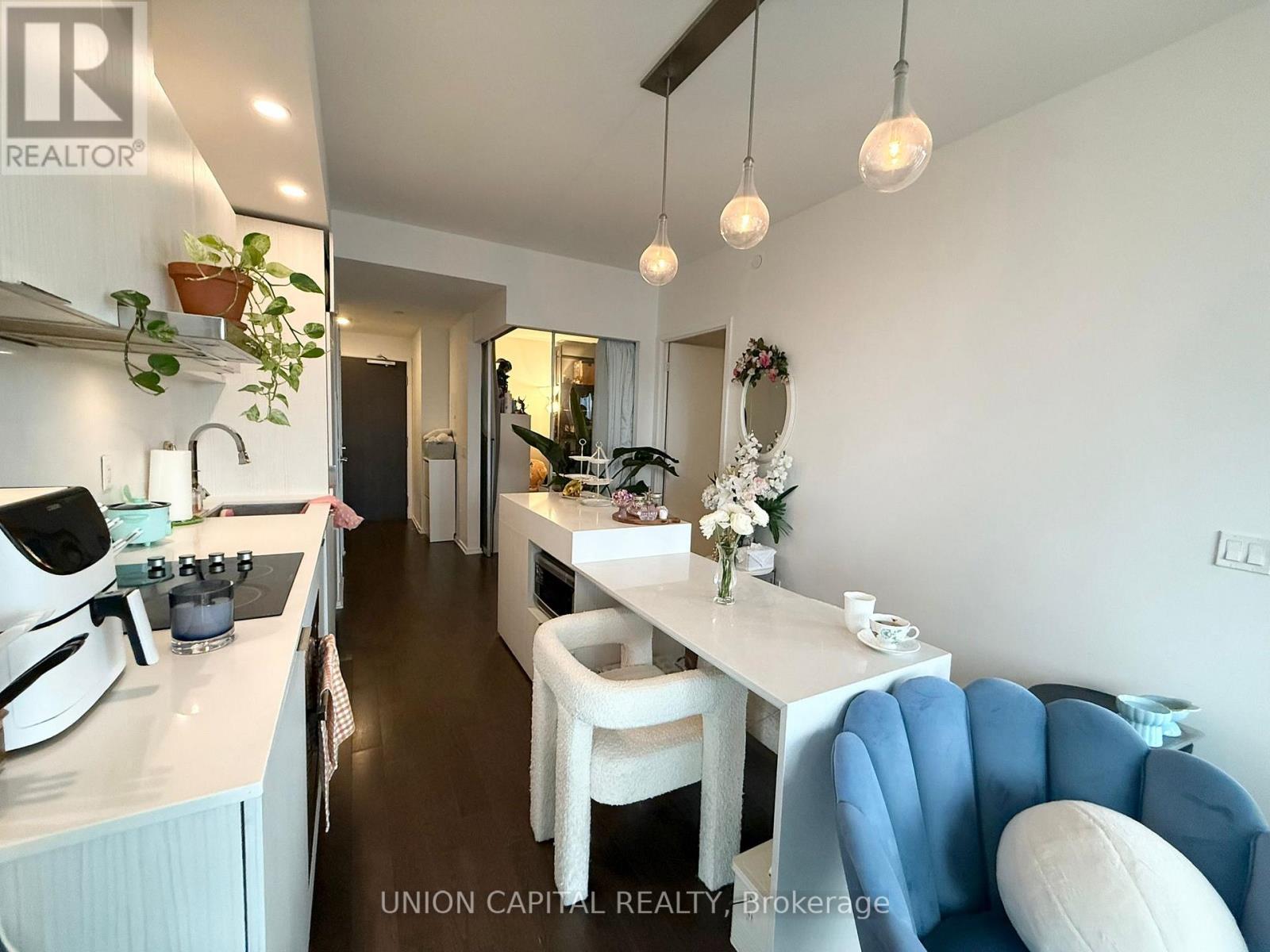 1601 - 16 Bonnycastle Street, Toronto, Ontario  M5A 0C9 - Photo 12 - C12927168