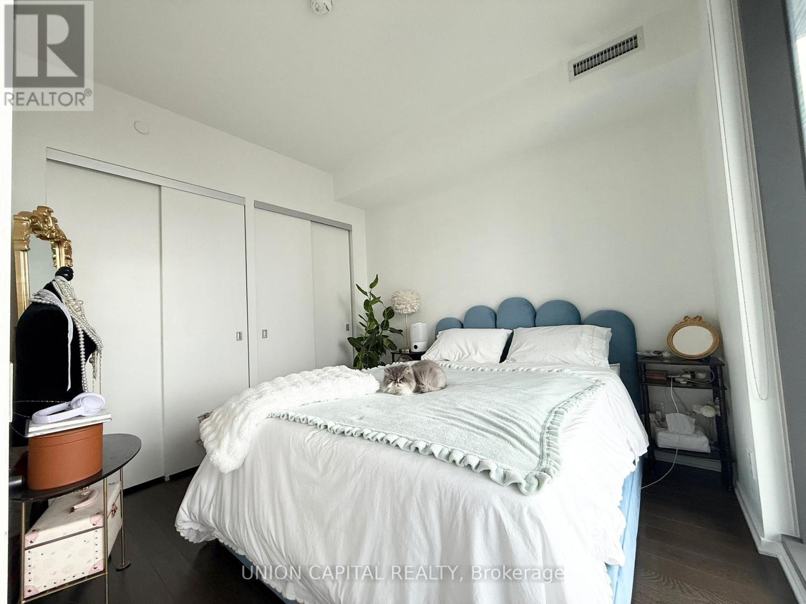 1601 - 16 Bonnycastle Street, Toronto, Ontario  M5A 0C9 - Photo 13 - C12927168