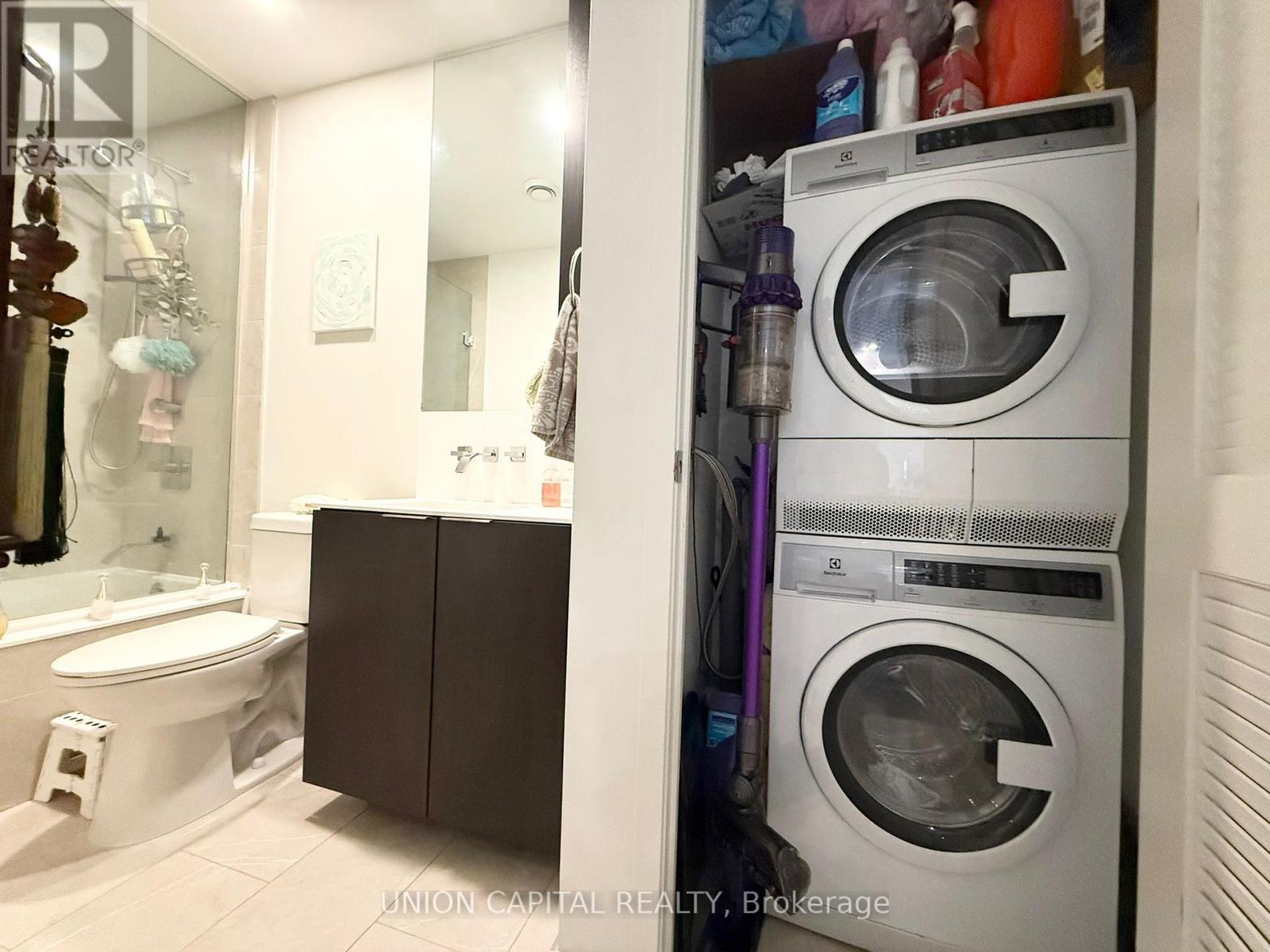 1601 - 16 Bonnycastle Street, Toronto, Ontario  M5A 0C9 - Photo 18 - C12927168