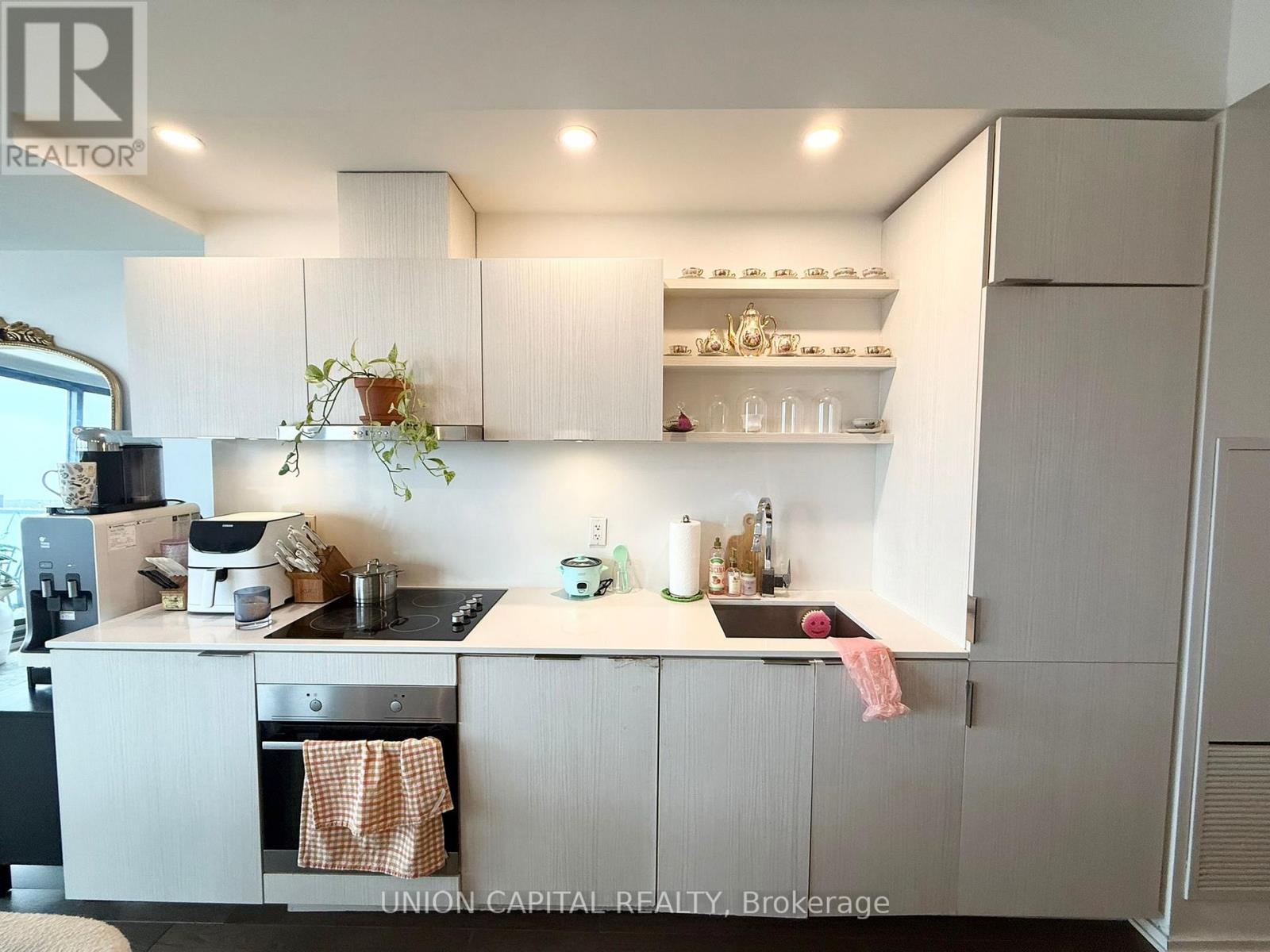 1601 - 16 Bonnycastle Street, Toronto, Ontario  M5A 0C9 - Photo 4 - C12927168