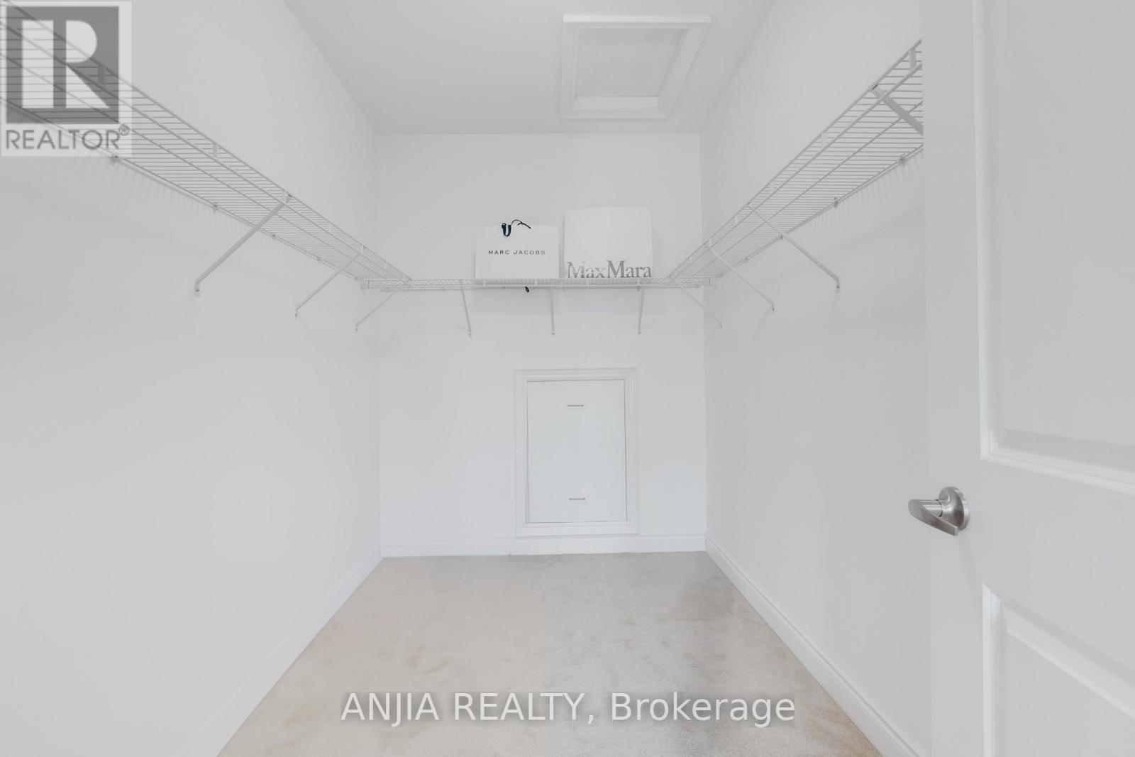 9 Mario Avenue, Markham, Ontario  L6C 0X8 - Photo 35 - N12927162