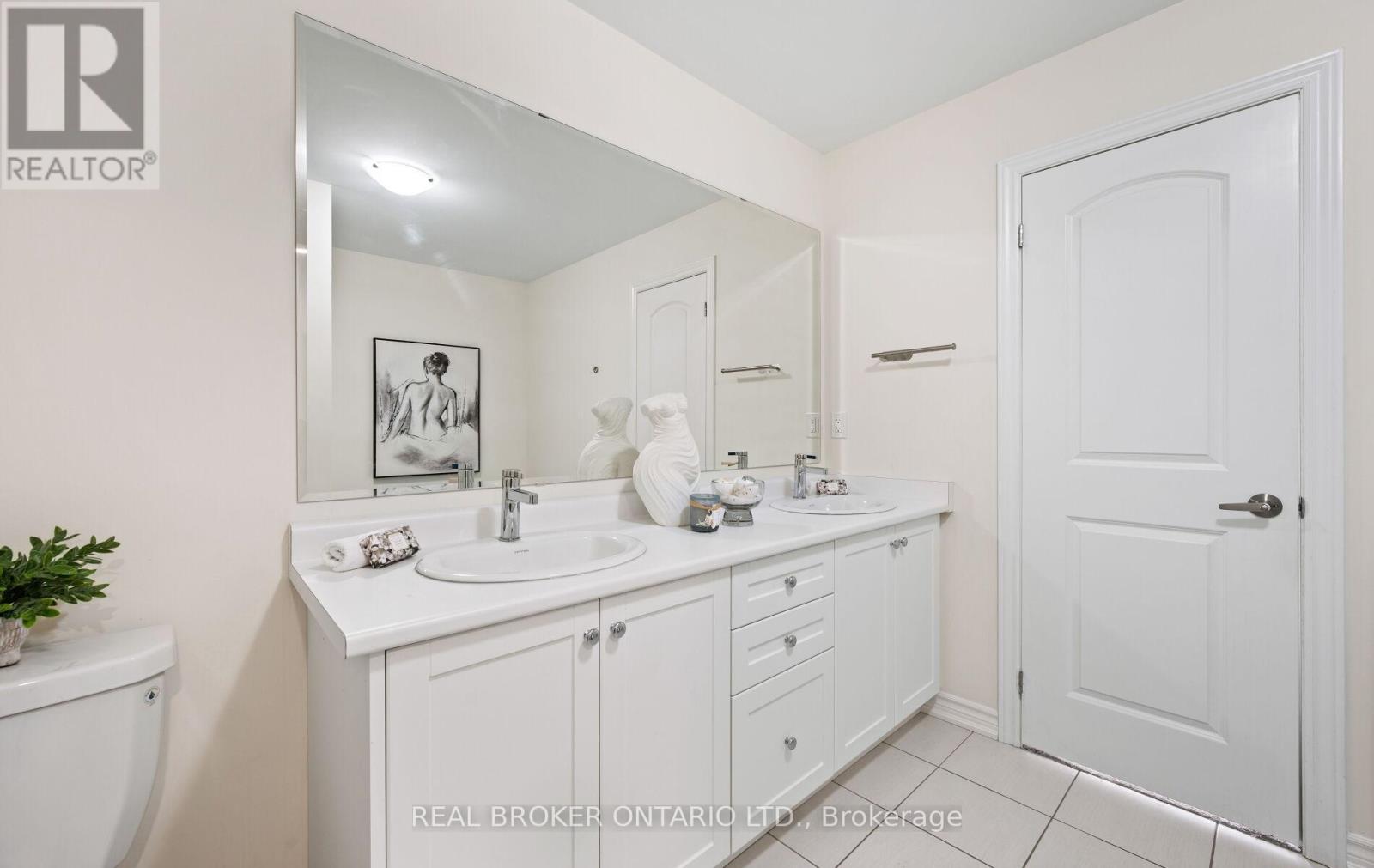 15 Bowline Vista, East Gwillimbury, Ontario  L9N 0V9 - Photo 32 - N12927174