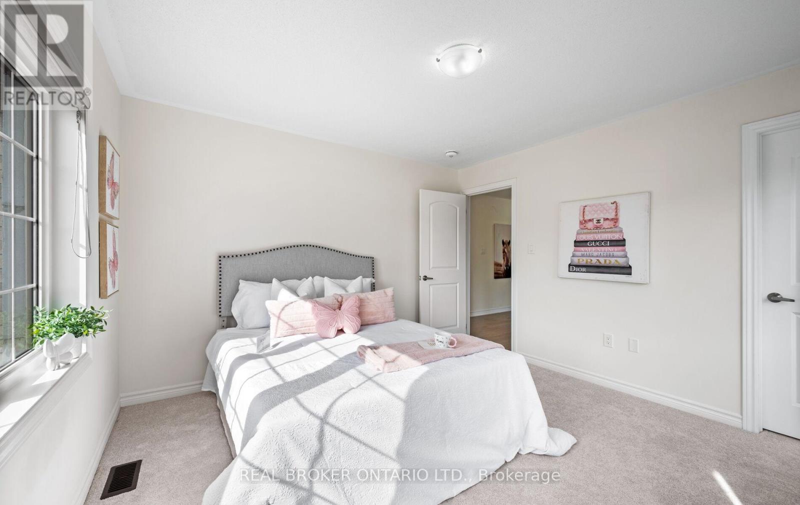 15 Bowline Vista, East Gwillimbury, Ontario  L9N 0V9 - Photo 36 - N12927174