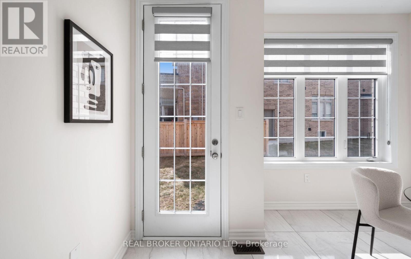 15 Bowline Vista, East Gwillimbury, Ontario  L9N 0V9 - Photo 45 - N12927174