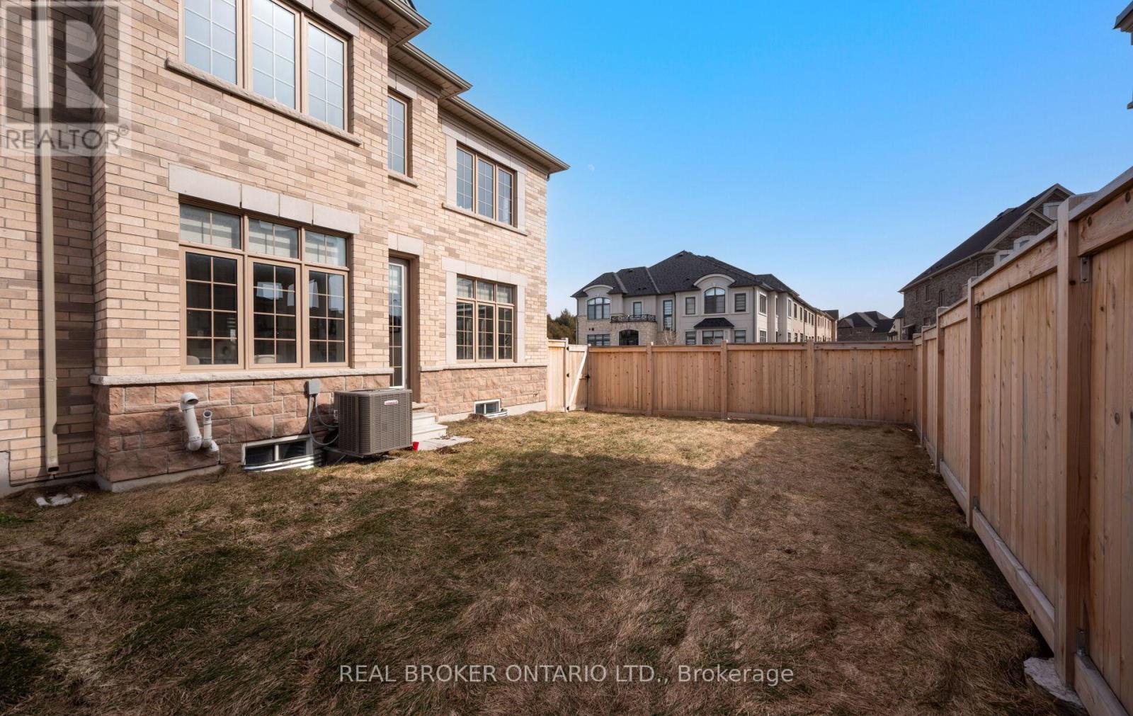 15 Bowline Vista, East Gwillimbury, Ontario  L9N 0V9 - Photo 46 - N12927174
