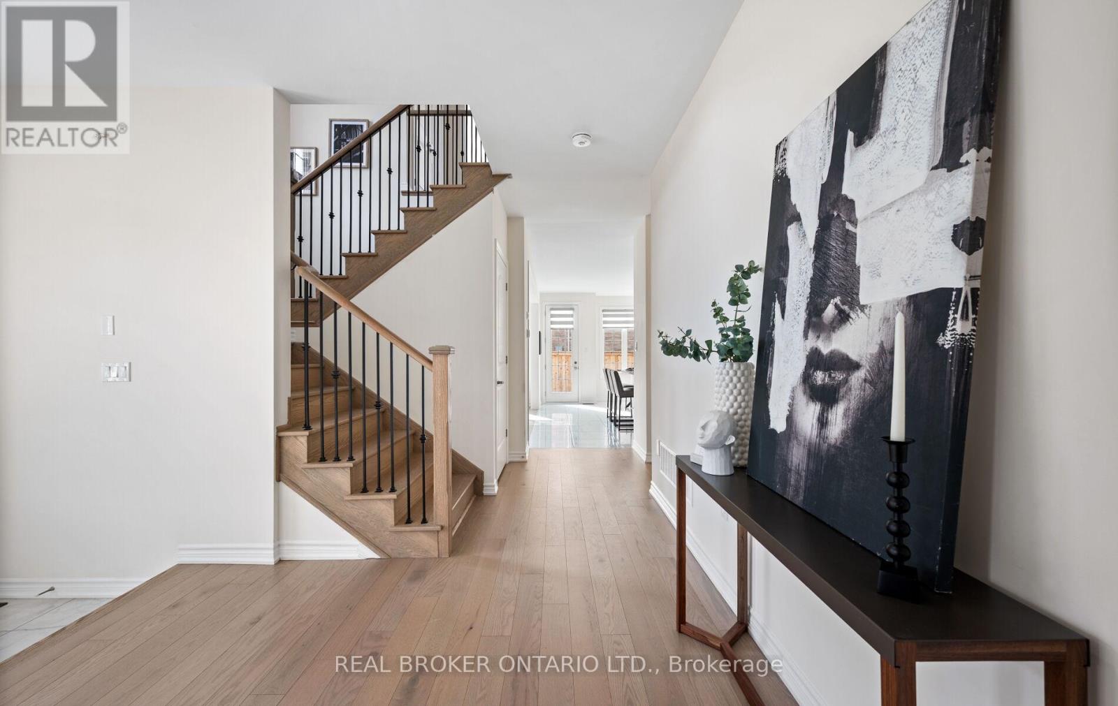 15 Bowline Vista, East Gwillimbury, Ontario  L9N 0V9 - Photo 9 - N12927174