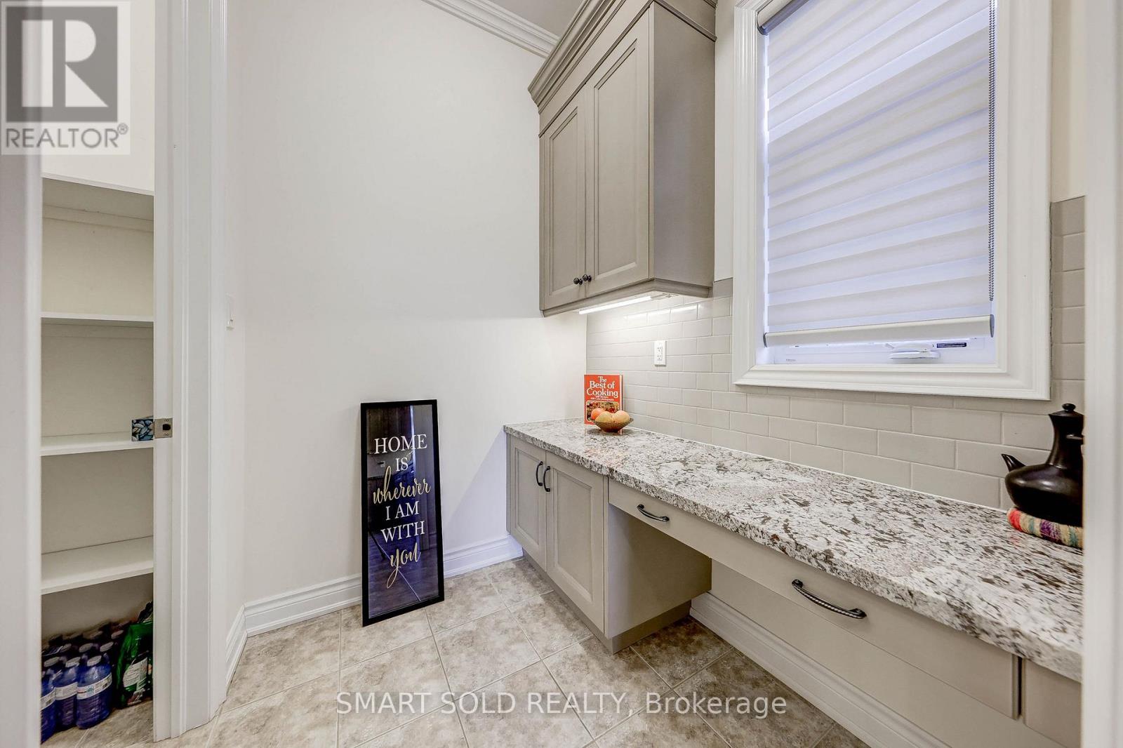 25 Munsie Drive, King, Ontario  L7B 0N8 - Photo 21 - N12927198