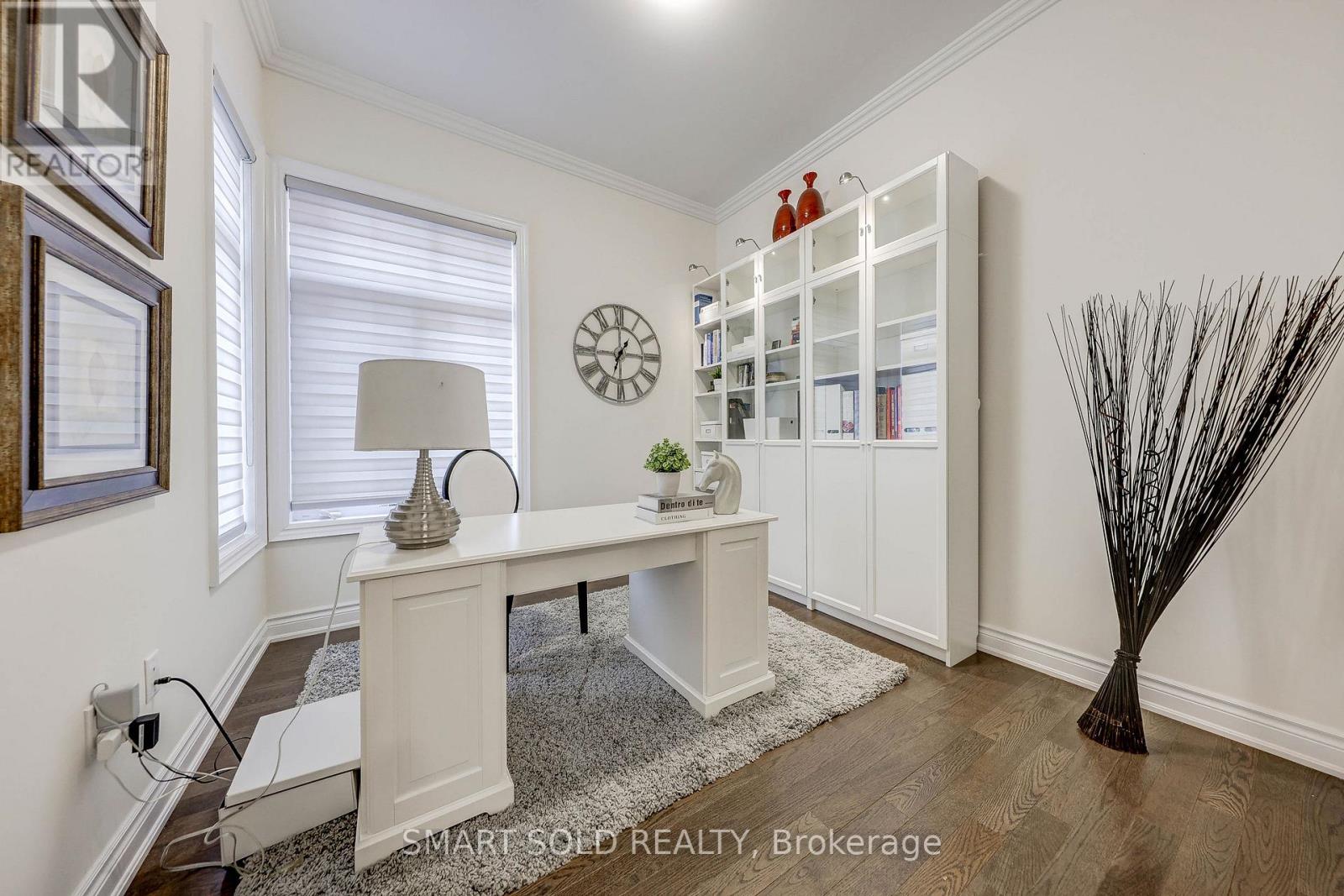 25 Munsie Drive, King, Ontario  L7B 0N8 - Photo 24 - N12927198