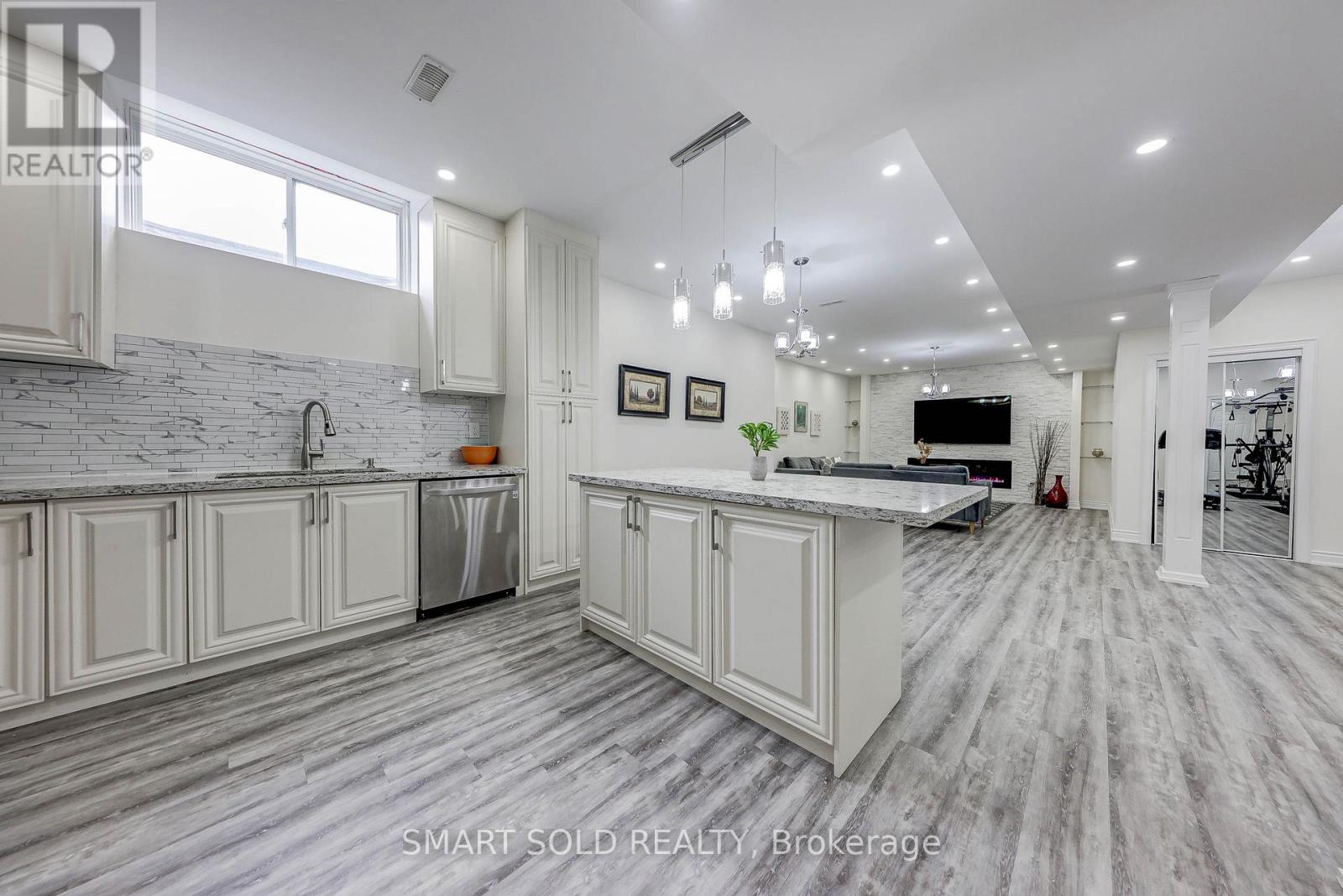 25 Munsie Drive, King, Ontario  L7B 0N8 - Photo 43 - N12927198