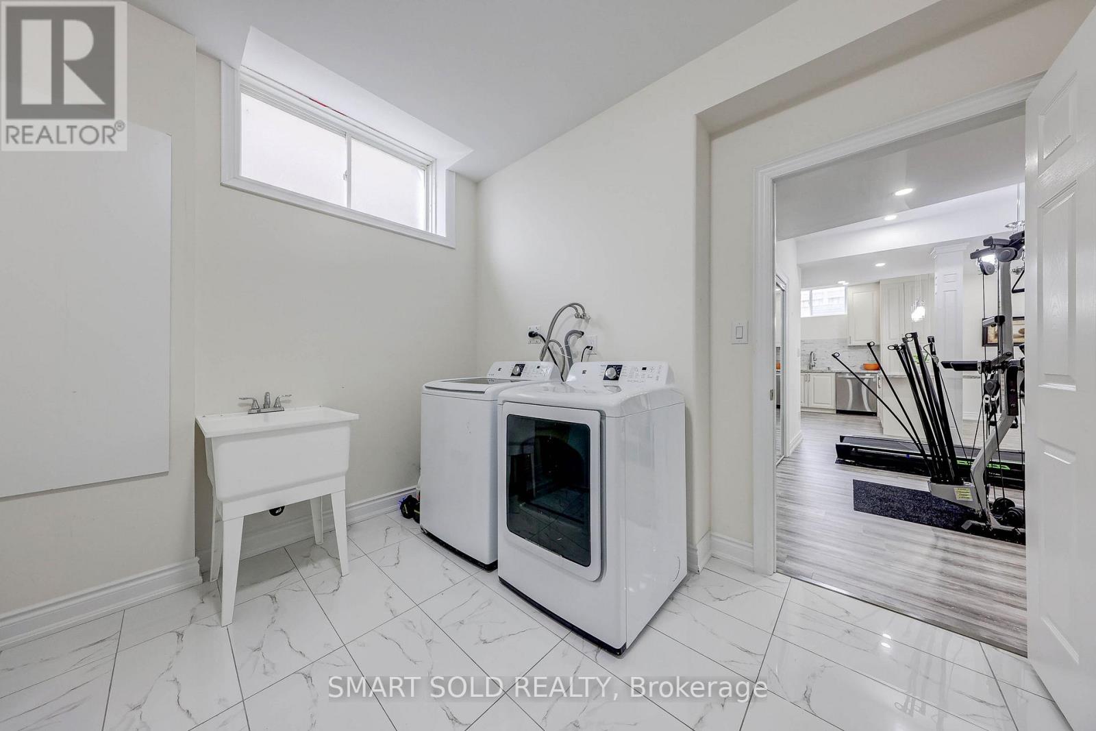 25 Munsie Drive, King, Ontario  L7B 0N8 - Photo 45 - N12927198