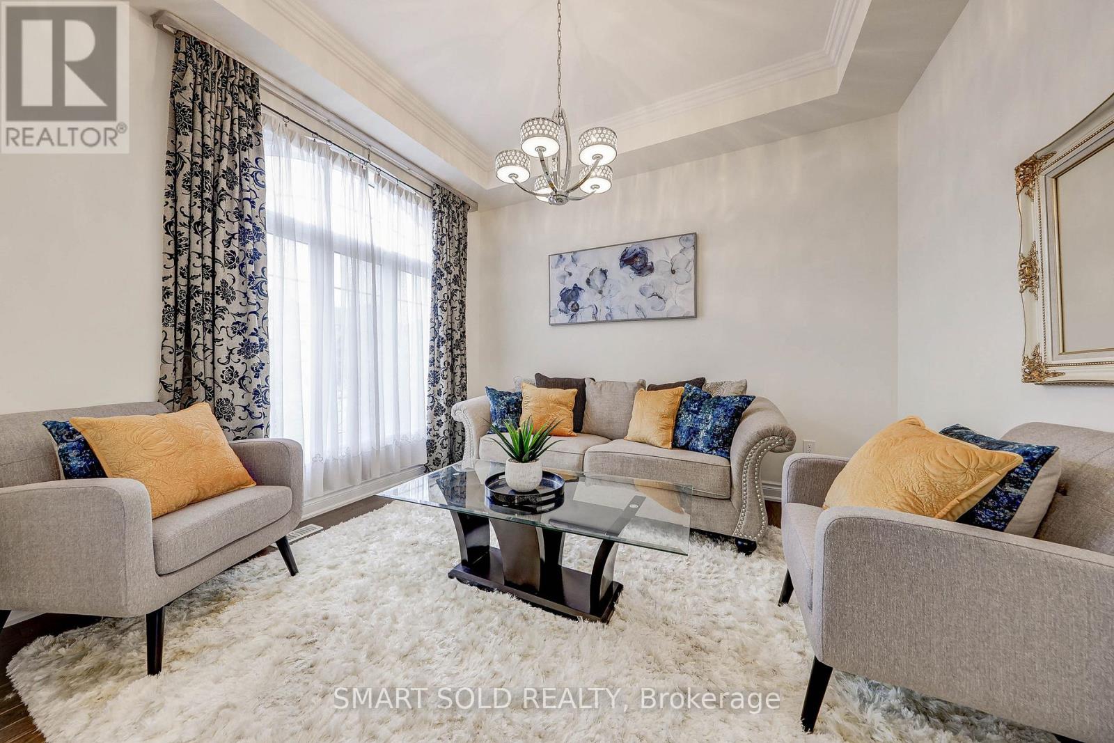 25 Munsie Drive, King, Ontario  L7B 0N8 - Photo 9 - N12927198