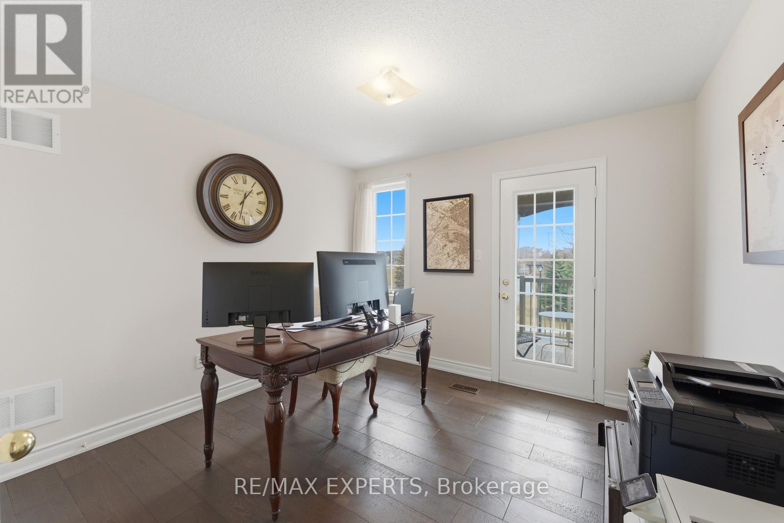 847 Memorial Circle, Newmarket, Ontario  L3X 0B3 - Photo 27 - N12927210