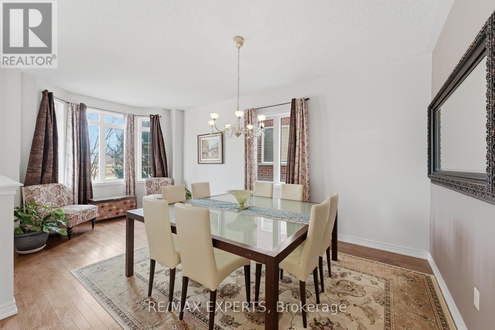 847 Memorial Circle, Newmarket, Ontario  L3X 0B3 - Photo 6 - N12927210