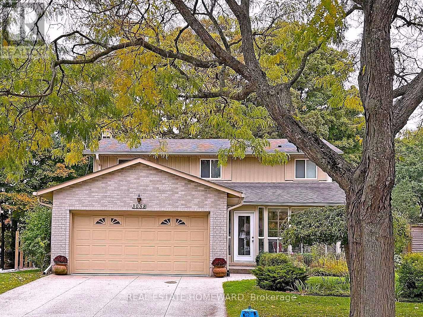 3058 Viewmount Road, Oakville, Ontario  L6L 5M7 - Photo 2 - W12927184