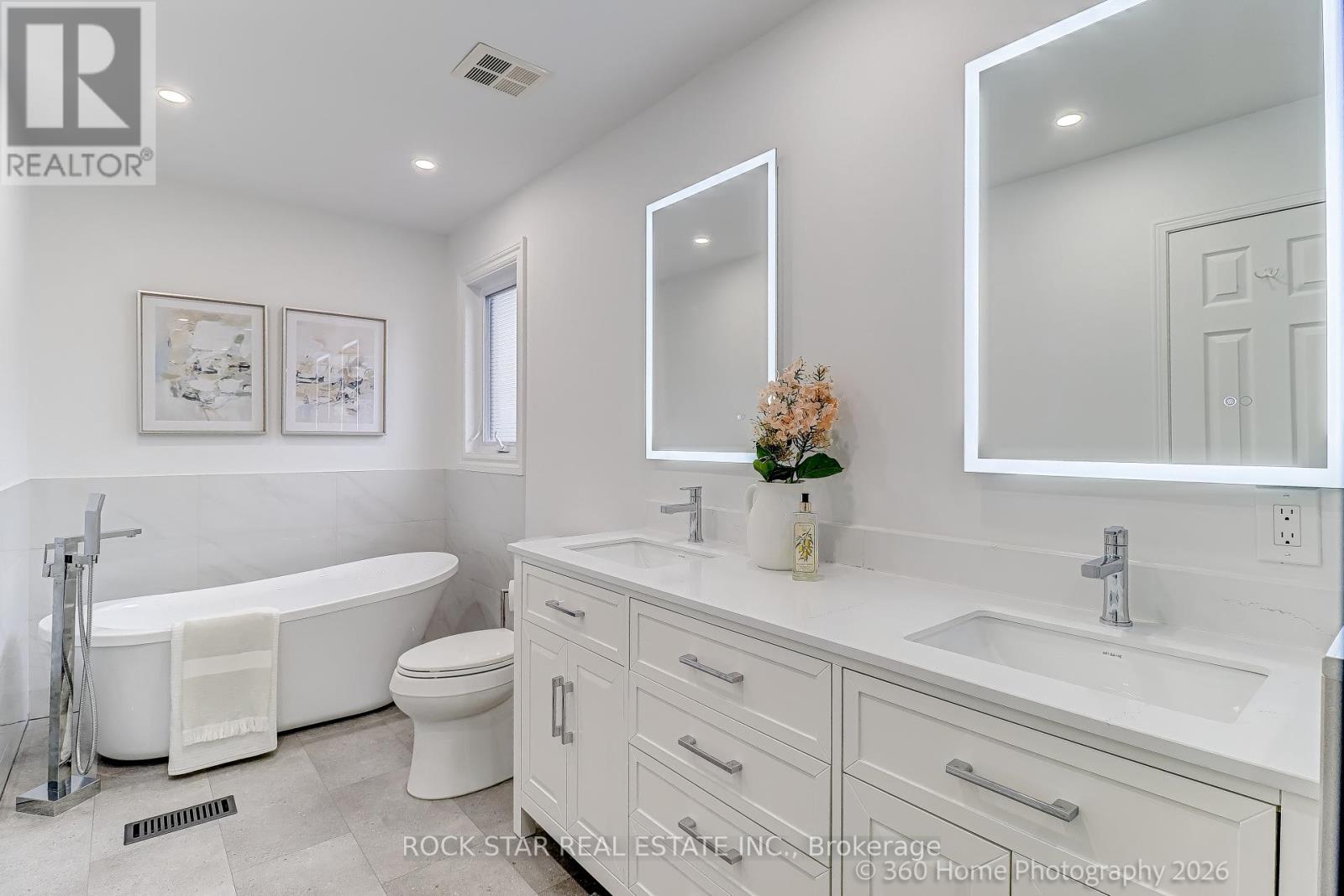 2444 Towne Boulevard, Oakville, Ontario  L6H 5X6 - Photo 32 - W12927194