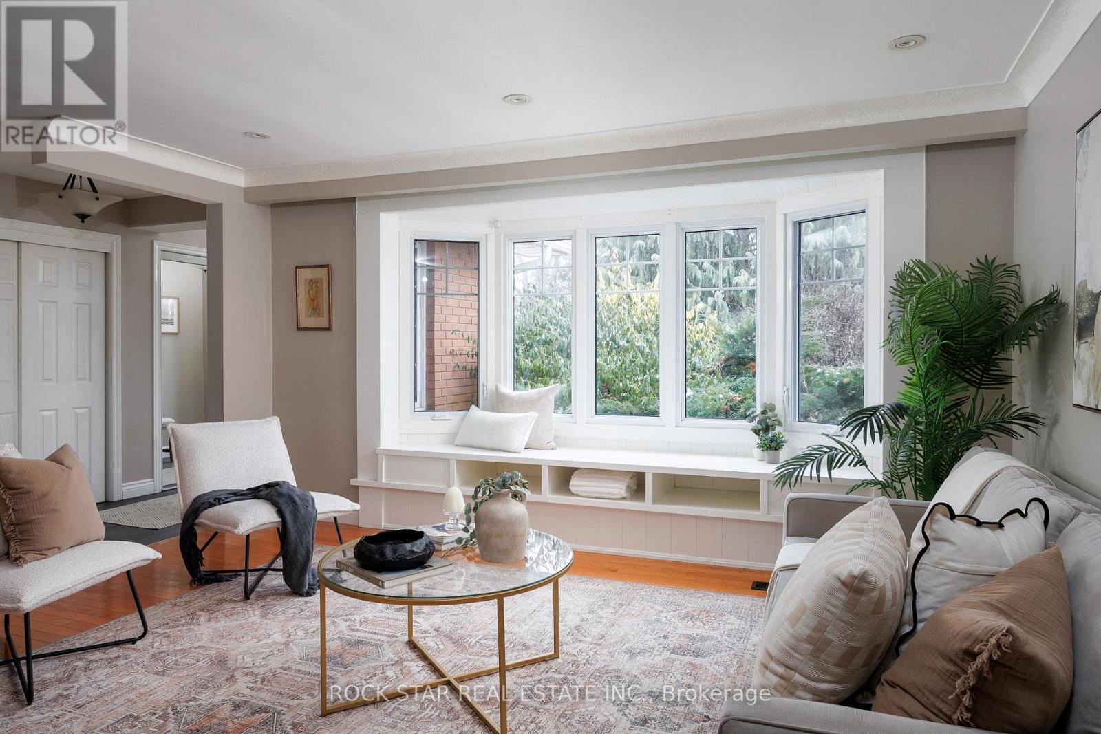 2144 Shelley Road, Oakville, Ontario  L6L 2K2 - Photo 13 - W12927214