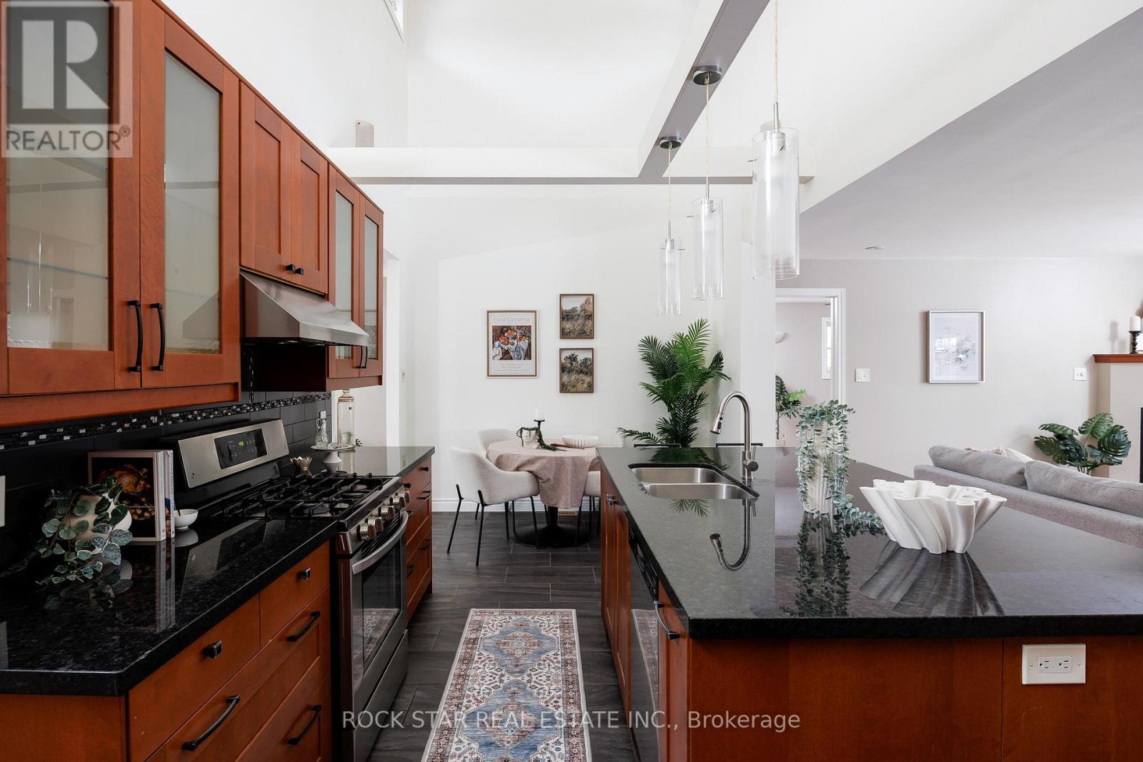 2144 Shelley Road, Oakville, Ontario  L6L 2K2 - Photo 18 - W12927214